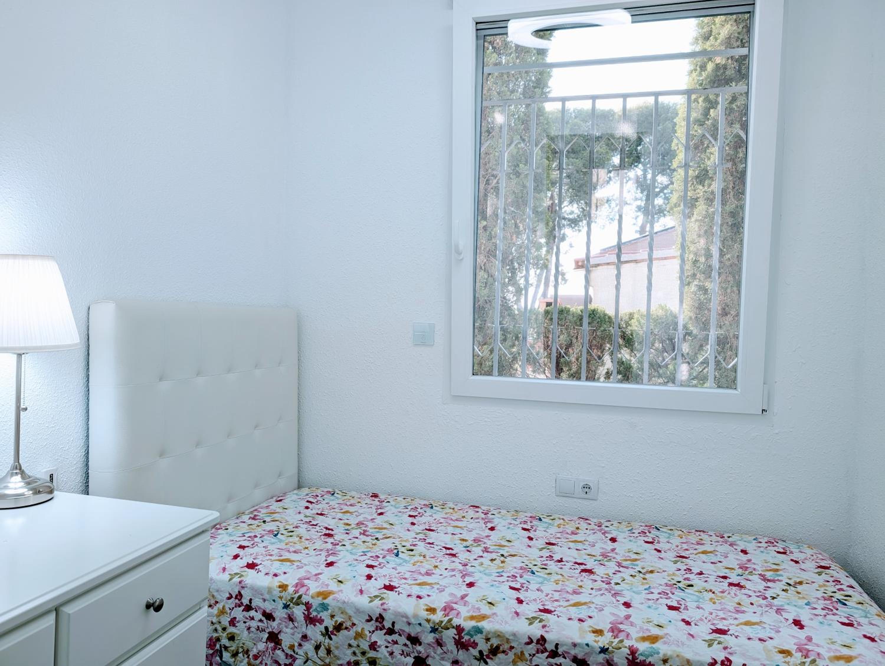 Chalet independiente con piscina