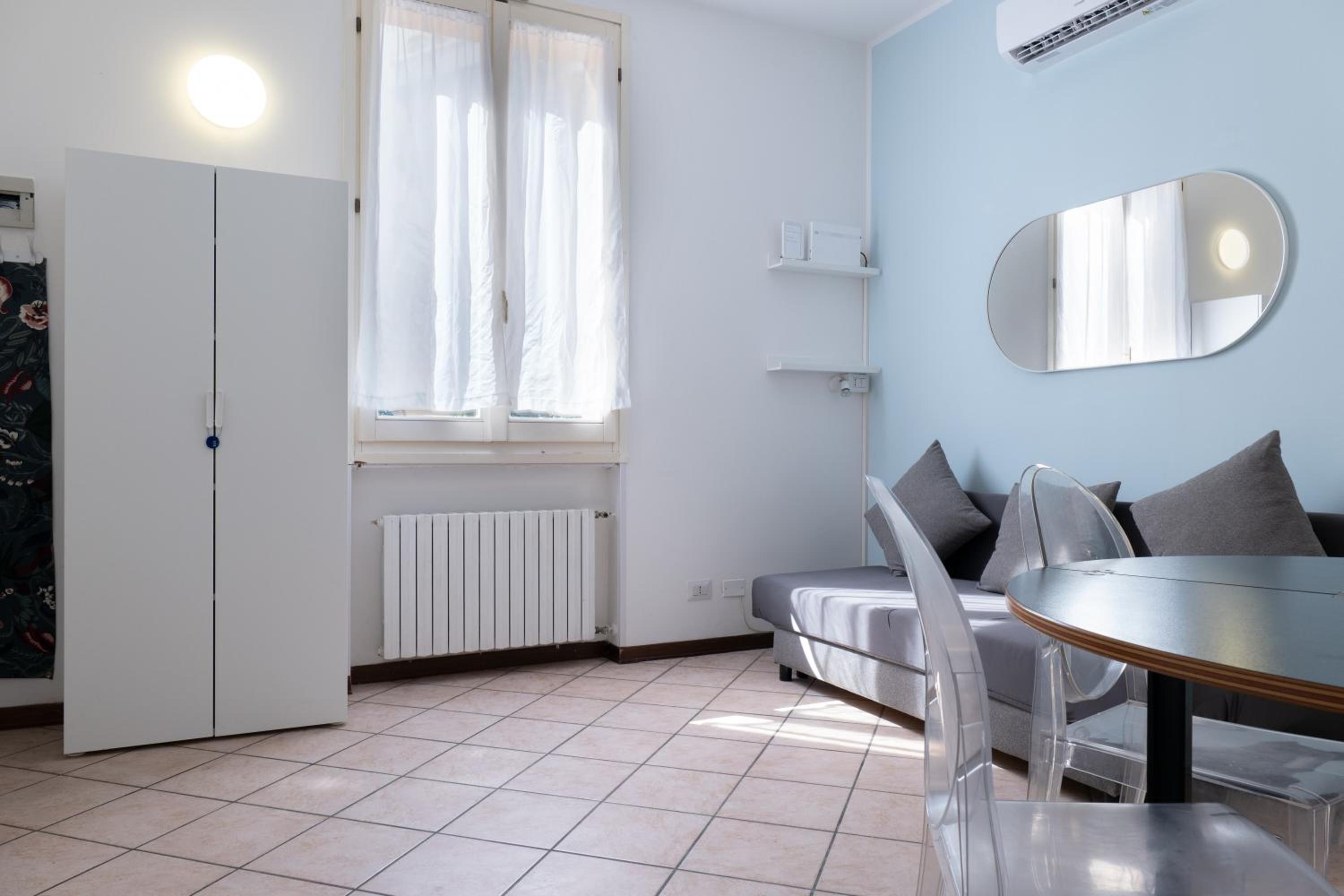 Turati Apartments - Bologna Short Rental