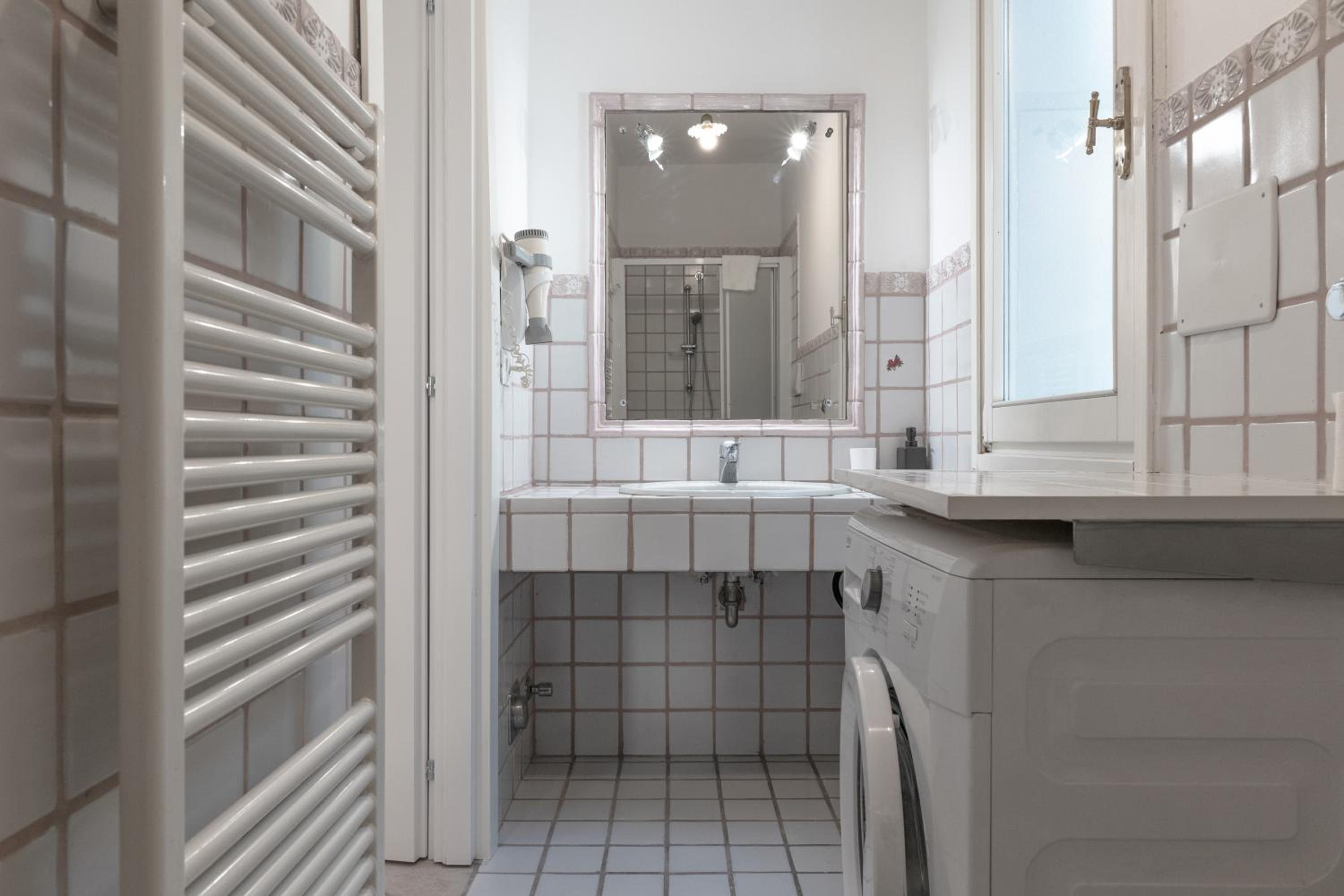 Turati Apartments - Bologna Short Rental