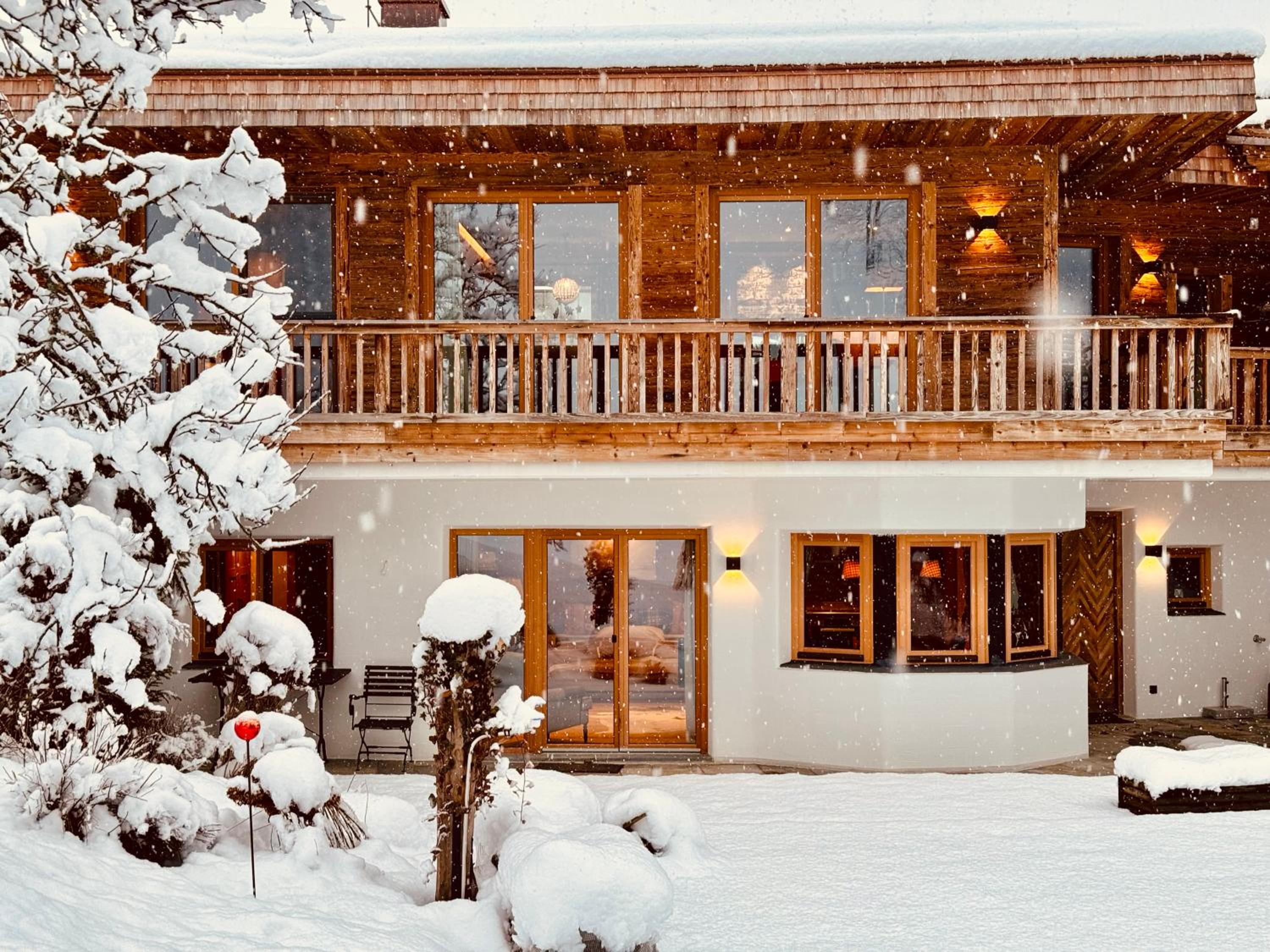 ALPIN CHARME APARTMENTS Boutique Chalet Kitzbichl