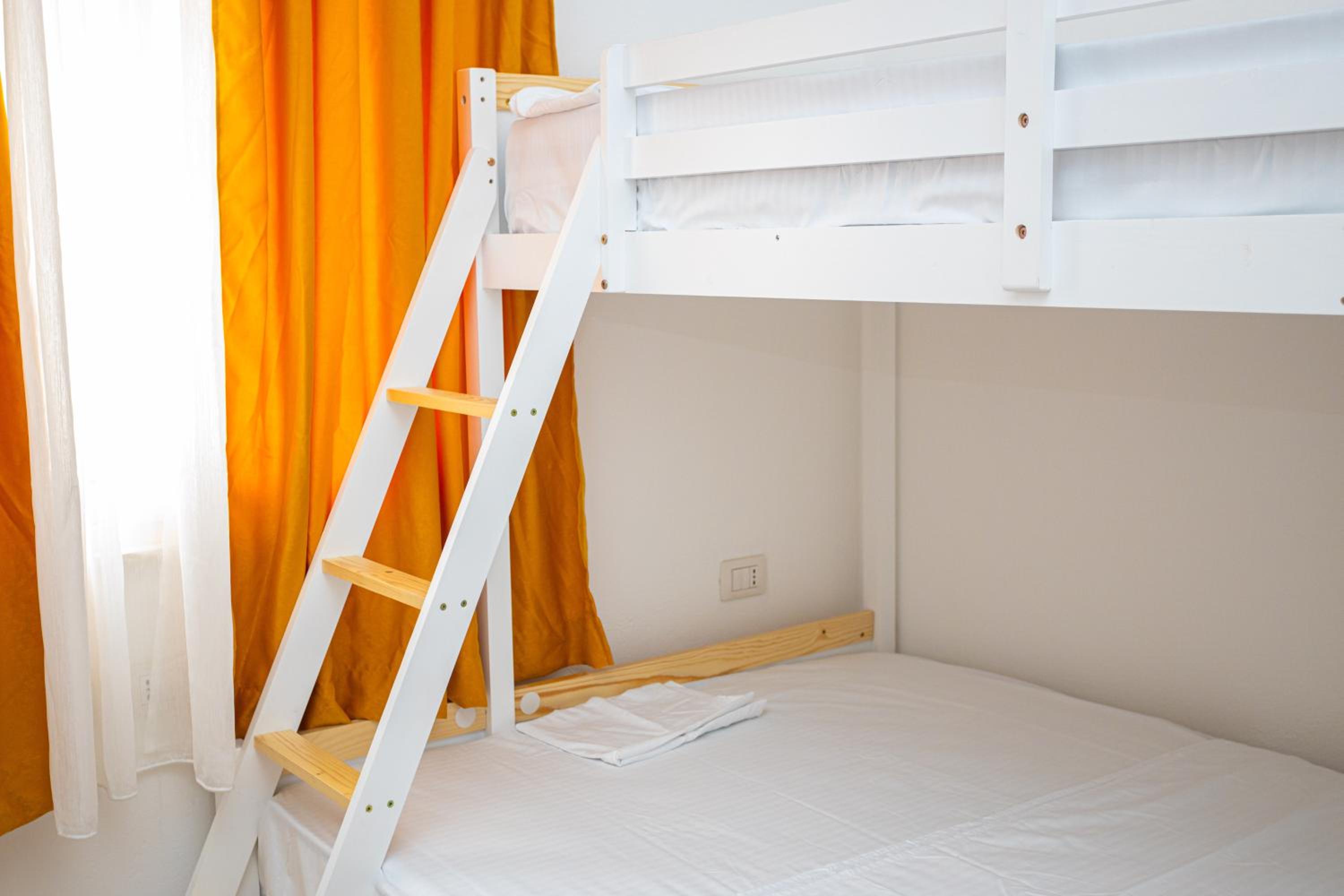 Emigres Apartments Vlore