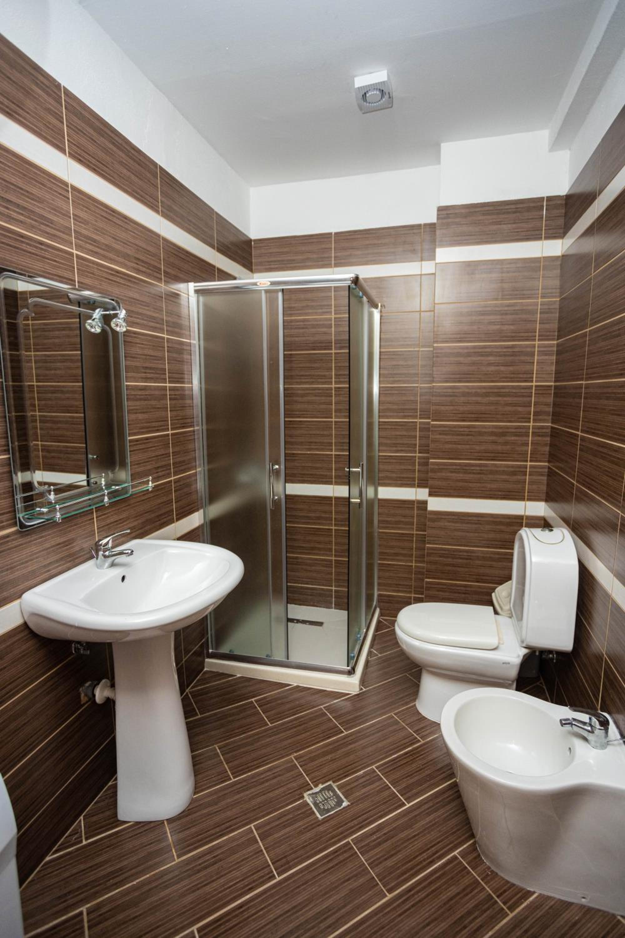 Emigres Apartments Vlore