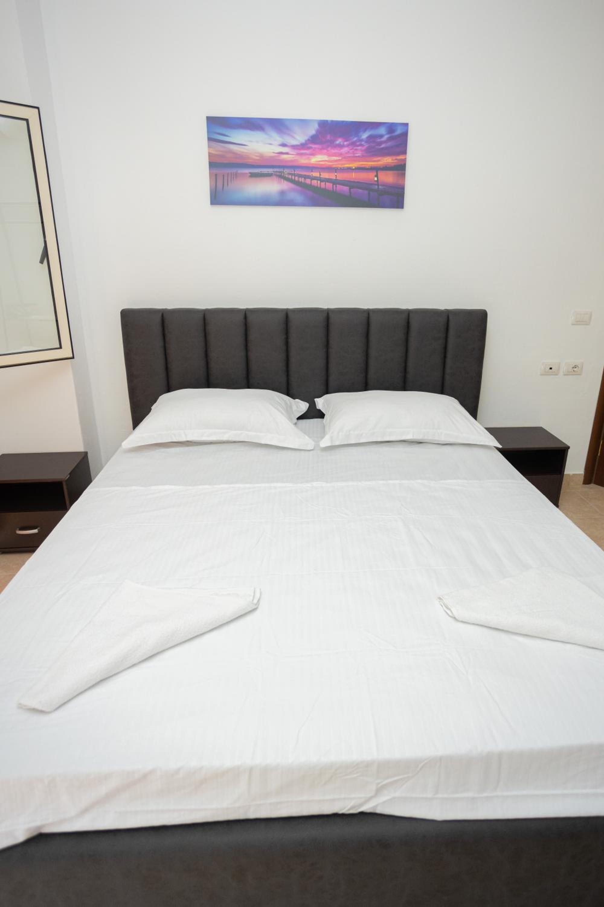 Emigres Apartments Vlore
