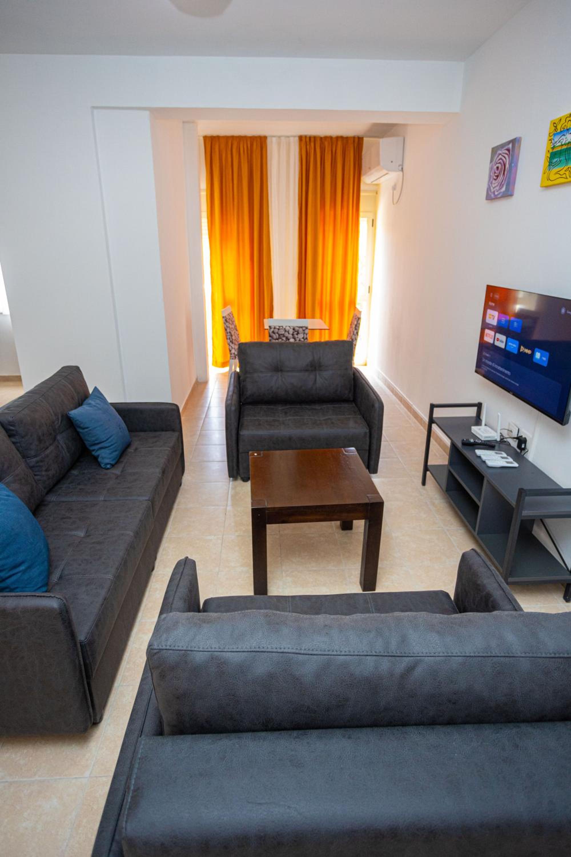 Emigres Apartments Vlore