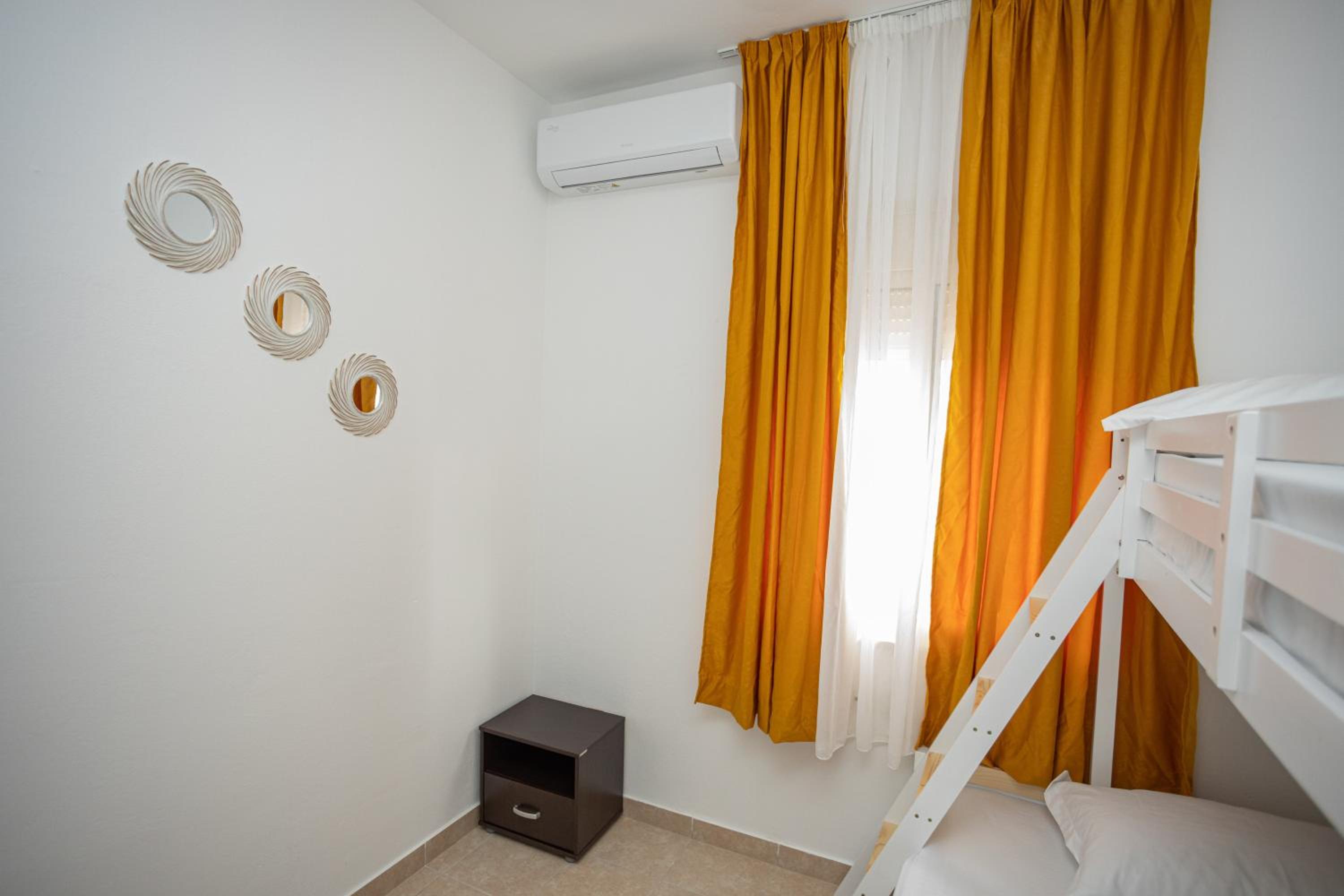 Emigres Apartments Vlore