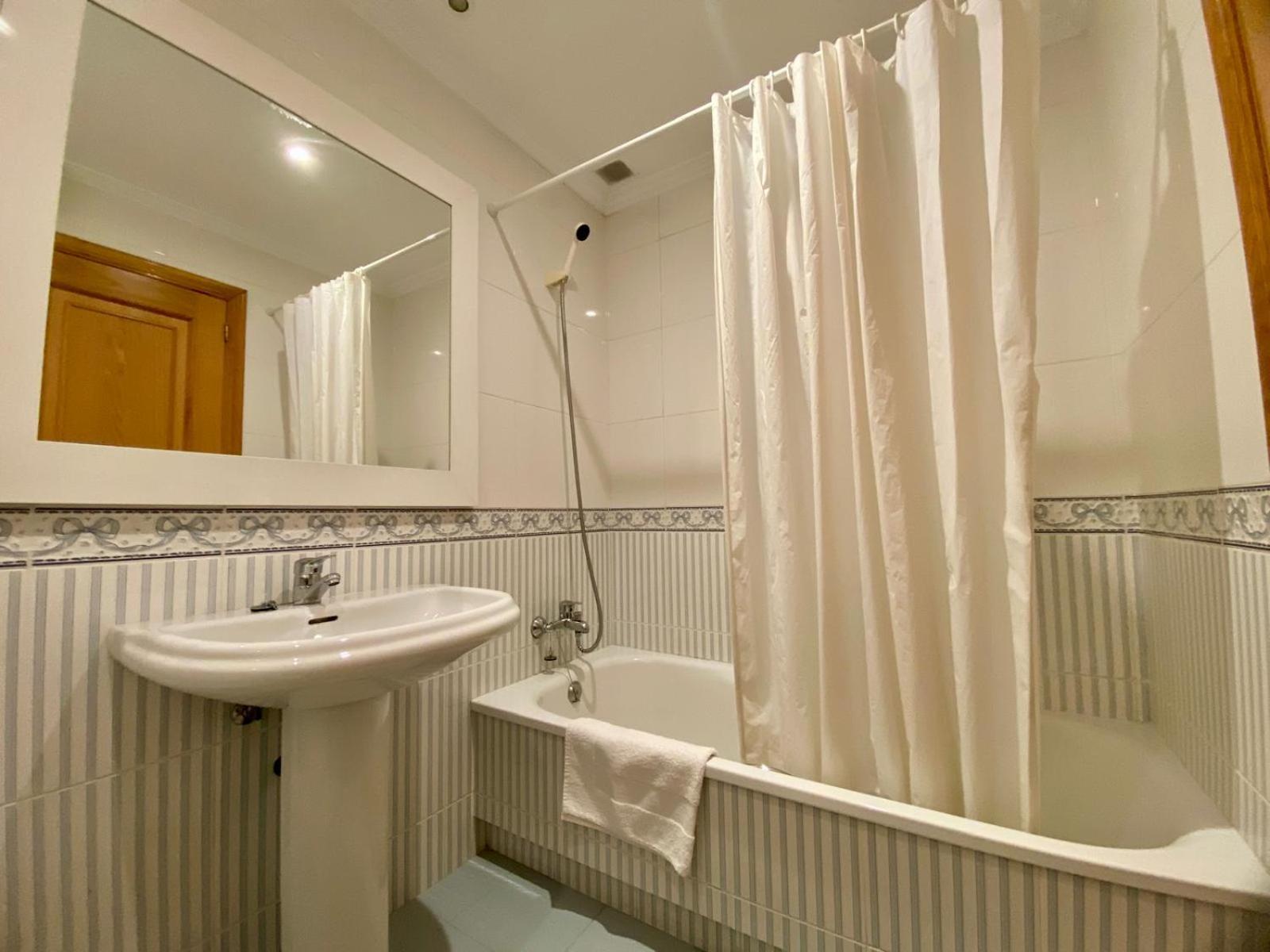 Apartamento en SANXENXO CON PISCINA