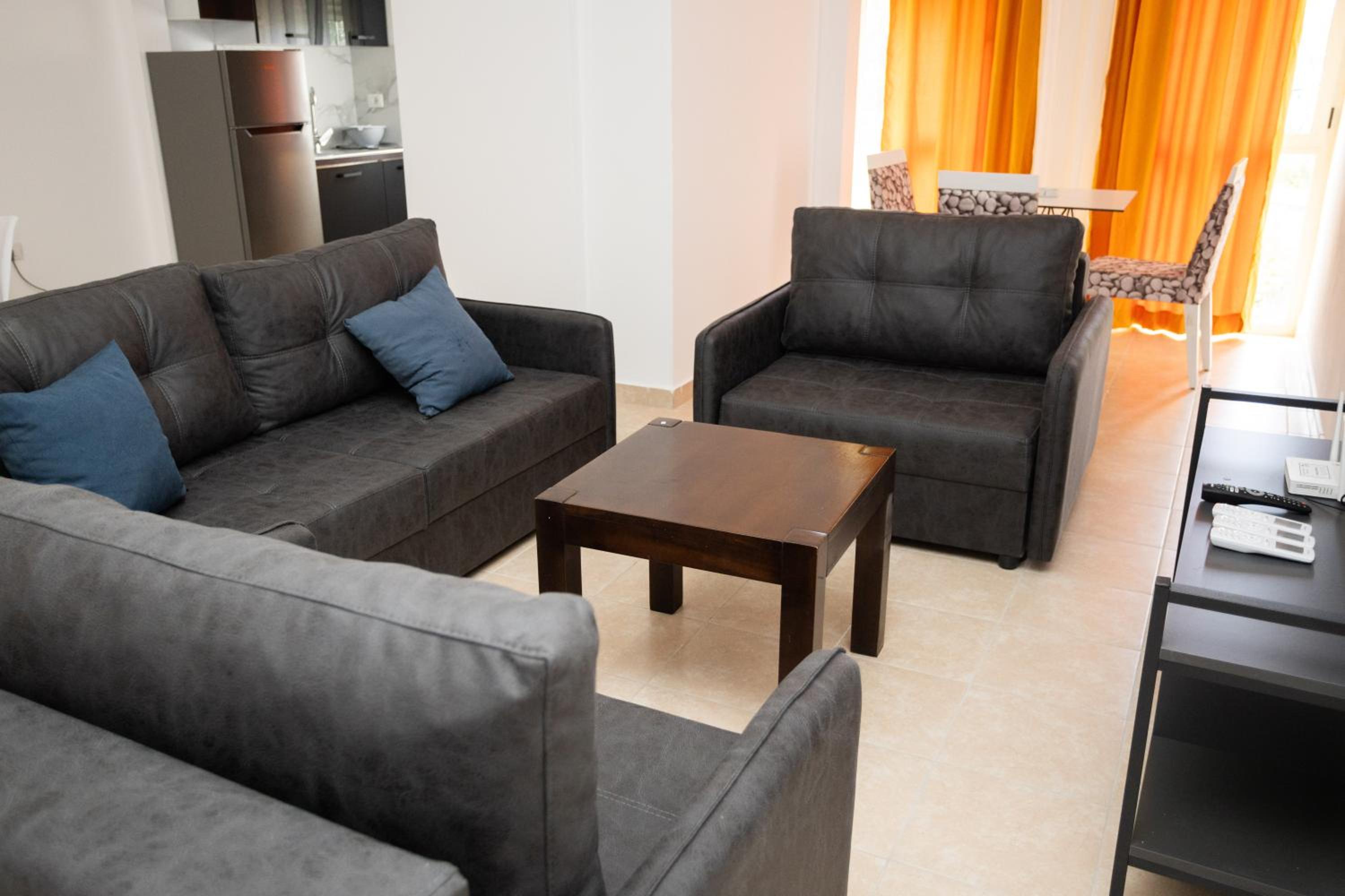 Emigres Apartments Vlore