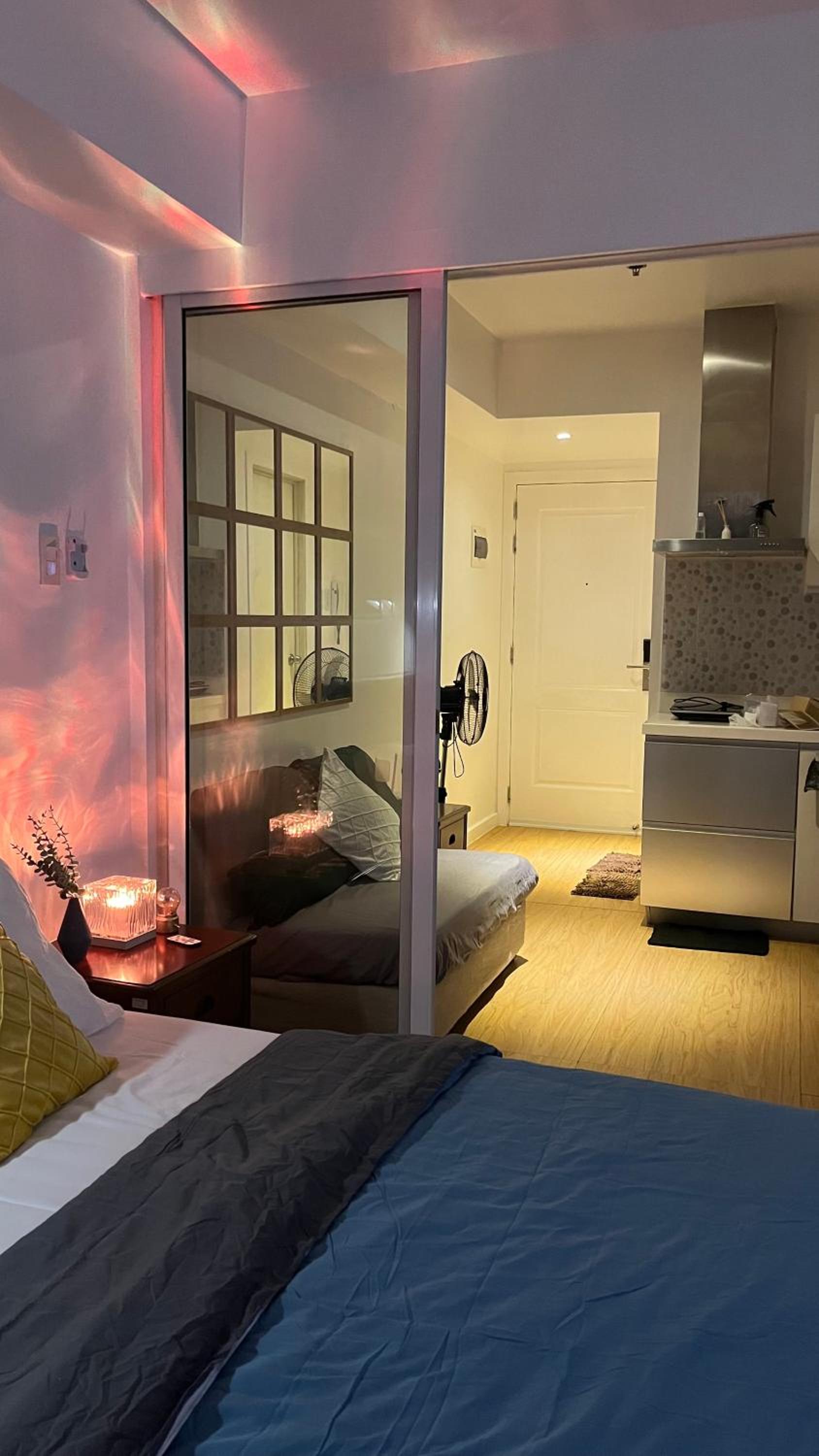 Azure Miami Tower 1BR Ground Unit - Pool View and Steps Away to Beach Pool, Convenience Store w WiFi, Nintendo Switch and Board Games! view 4