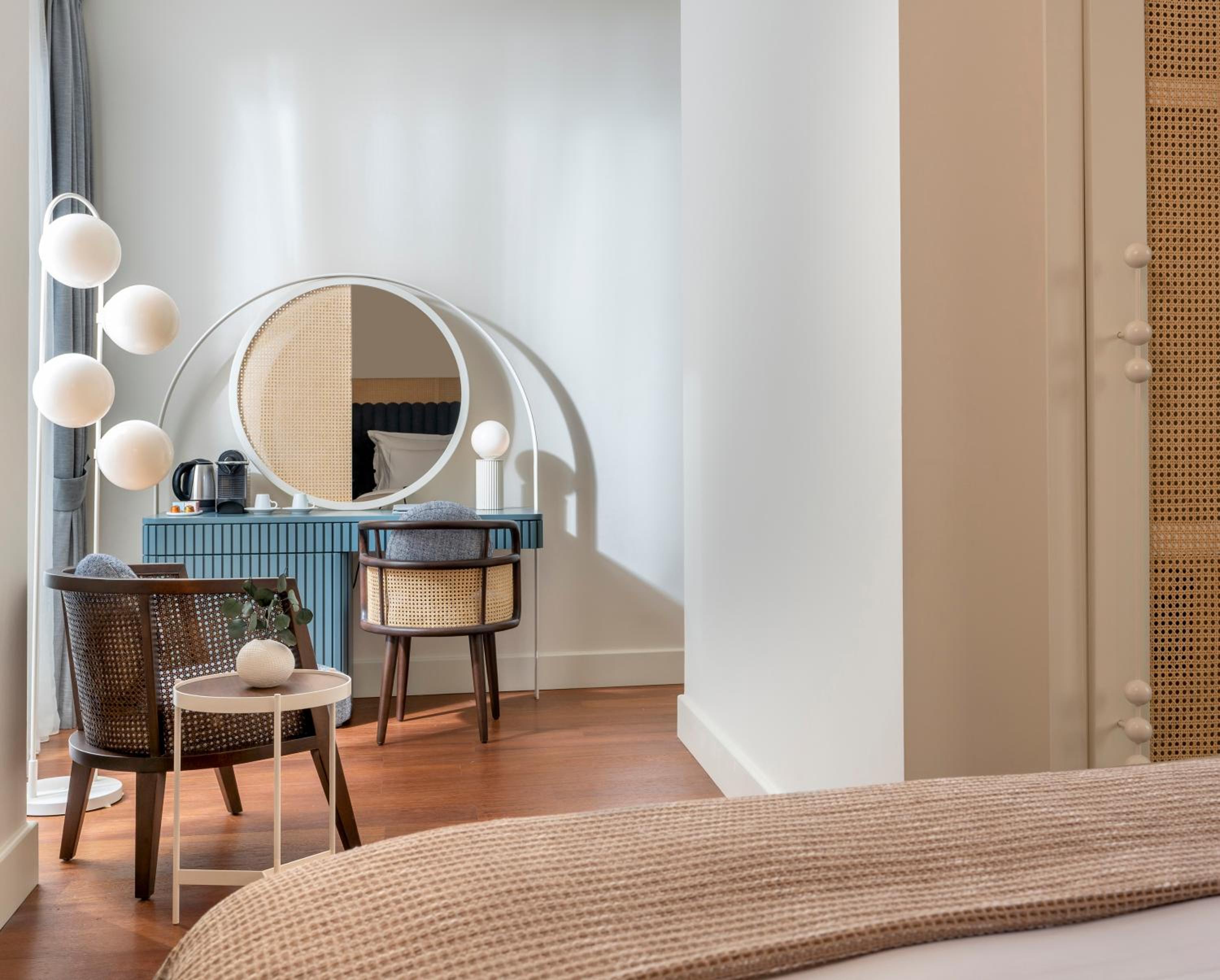 Ecole St. Pierre Otel - Image 84