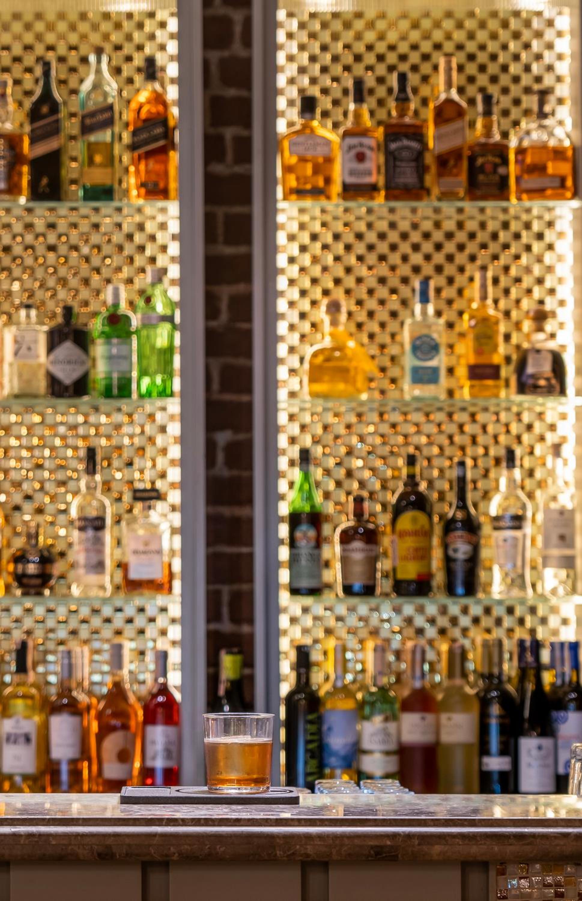 Ecole St. Pierre Otel - Image 44