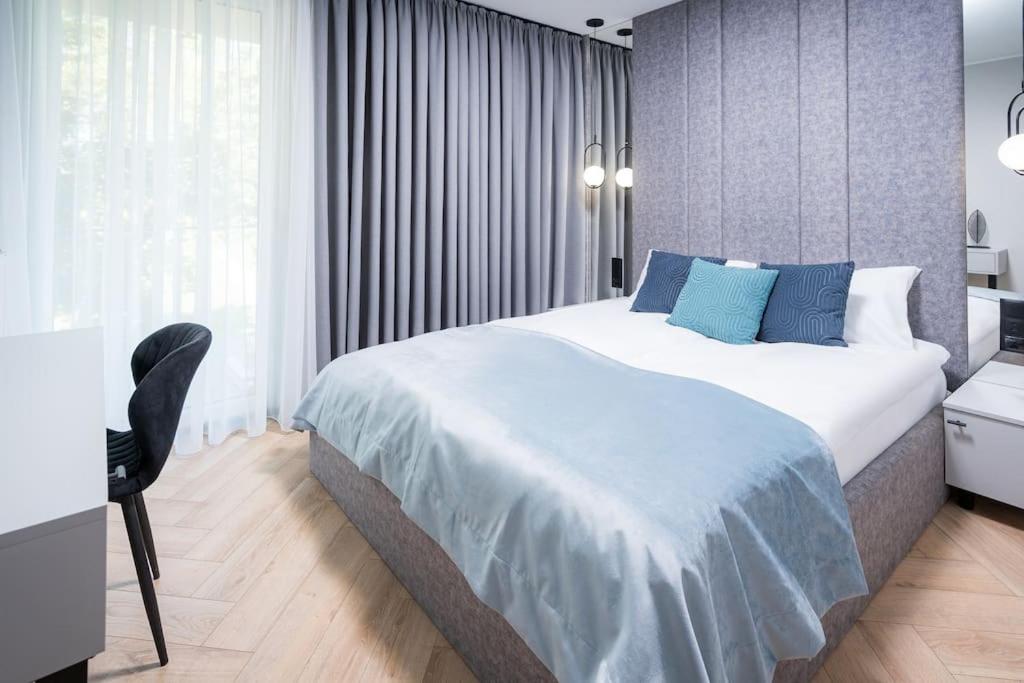 Old City Premium Apartment by RENT4YOU