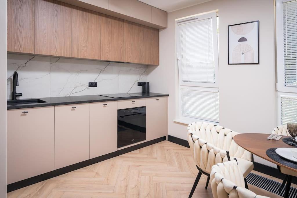 Old City Premium Apartment by RENT4YOU
