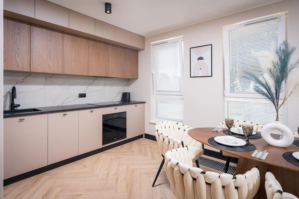 Old City Premium Apartment by RENT4YOU