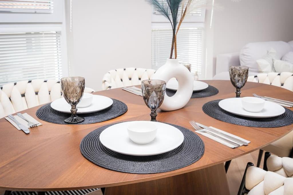 Old City Premium Apartment by RENT4YOU