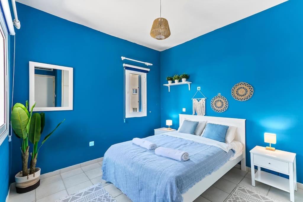 Charming 3-Bedroom Maisonette with Pool Access at Regina Gardens, 700 m Venus Beach