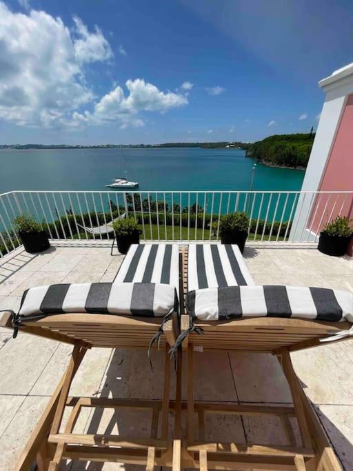 Oceanfront Dock of the Bay Retreat