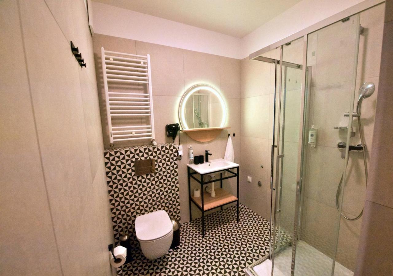 BK Aparthotel Praga - National Stadium - Comfortable Apartment for 4 people