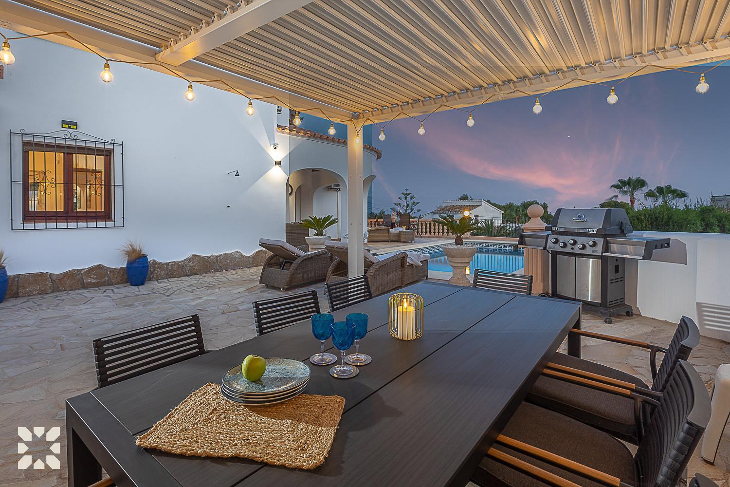 Villa Monty by Abahana Villas