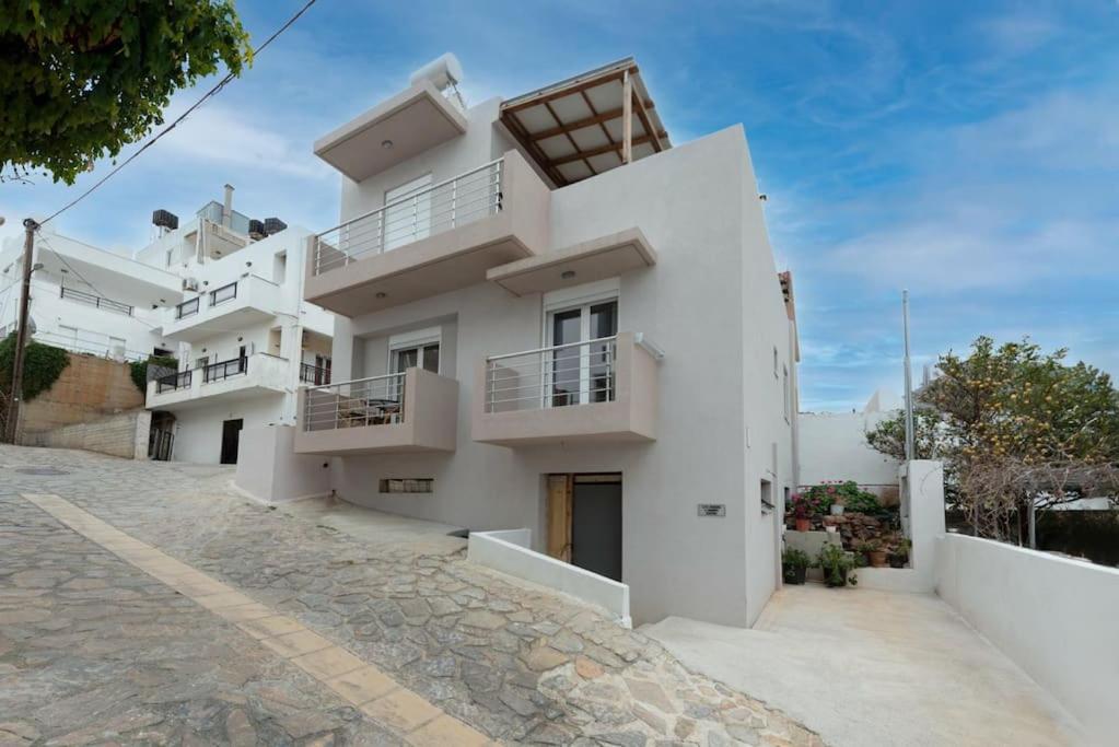 G Berdufi 2 bd with parking in Eloúnda