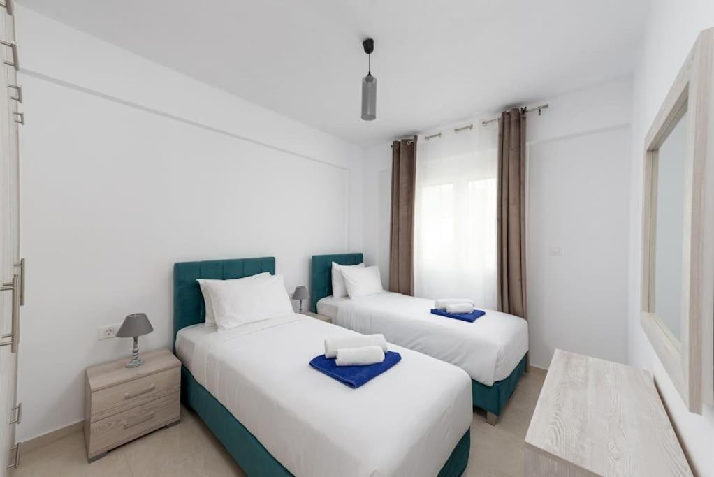 G Berdufi 2 bd with parking in Eloúnda