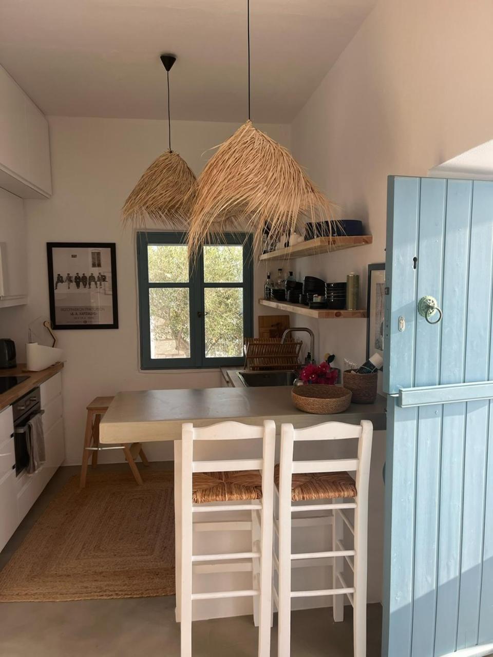 Magnifique Villa sur la plage de Piso Livadi - Paros view 4
