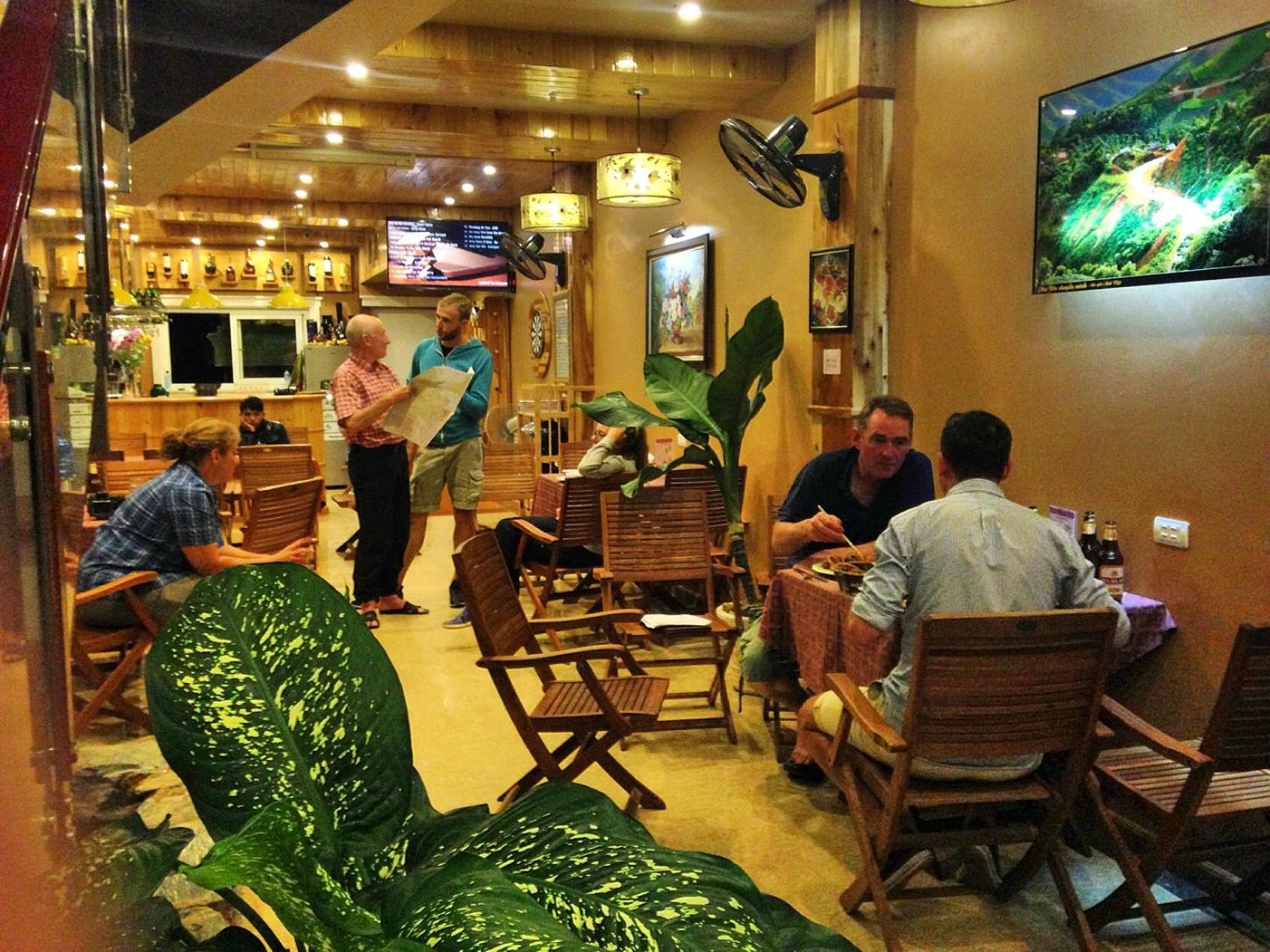 restaurant
