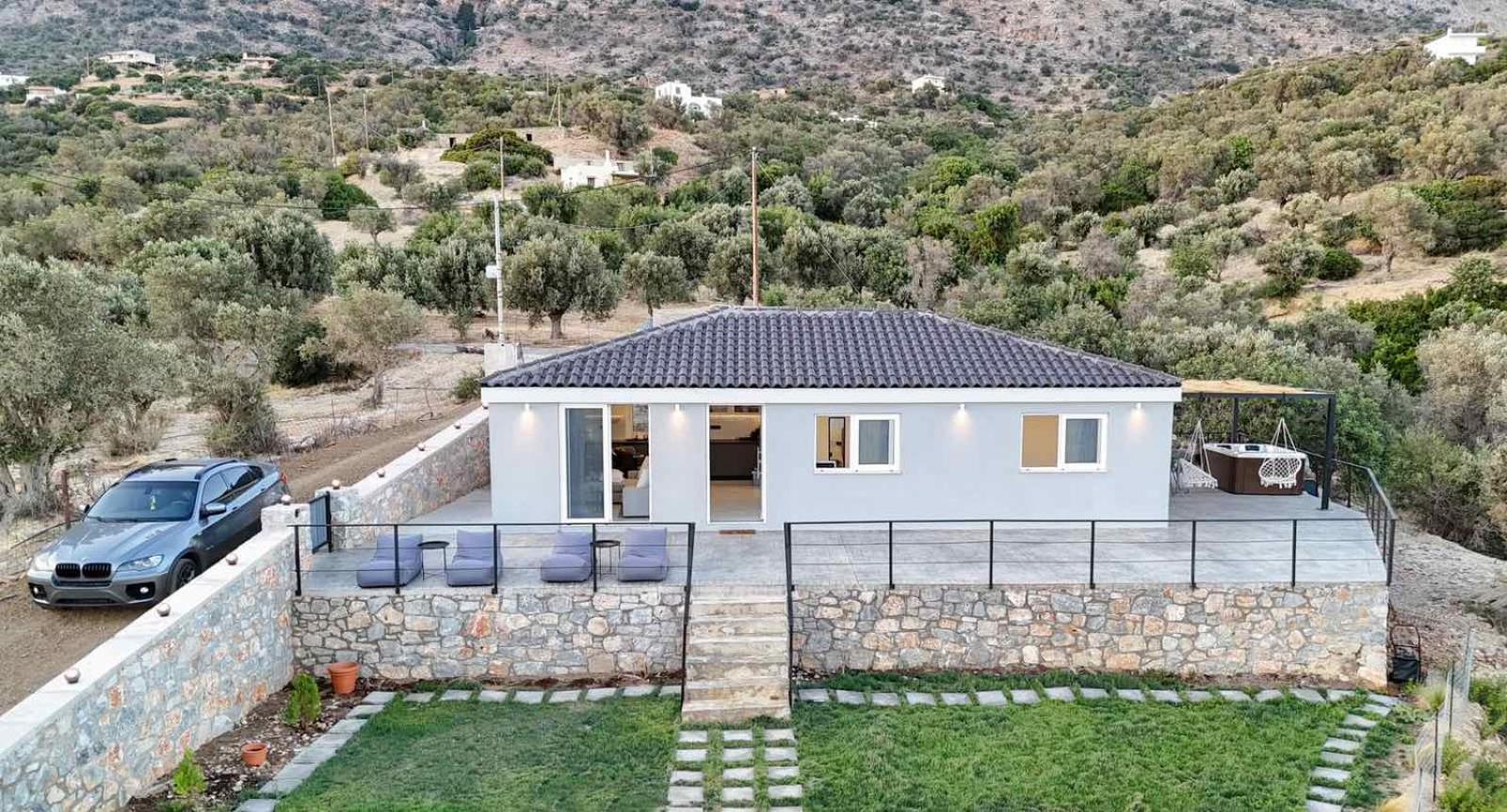 Filimena Villa