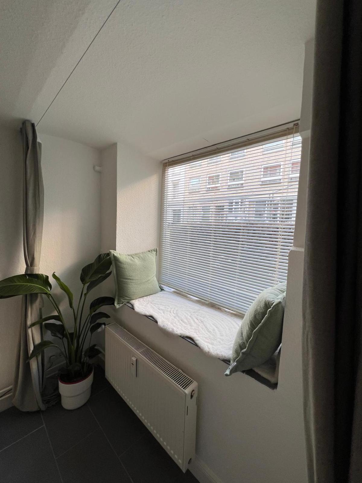 Charmante Souterrain Altbau Wohnung in Alsternähe