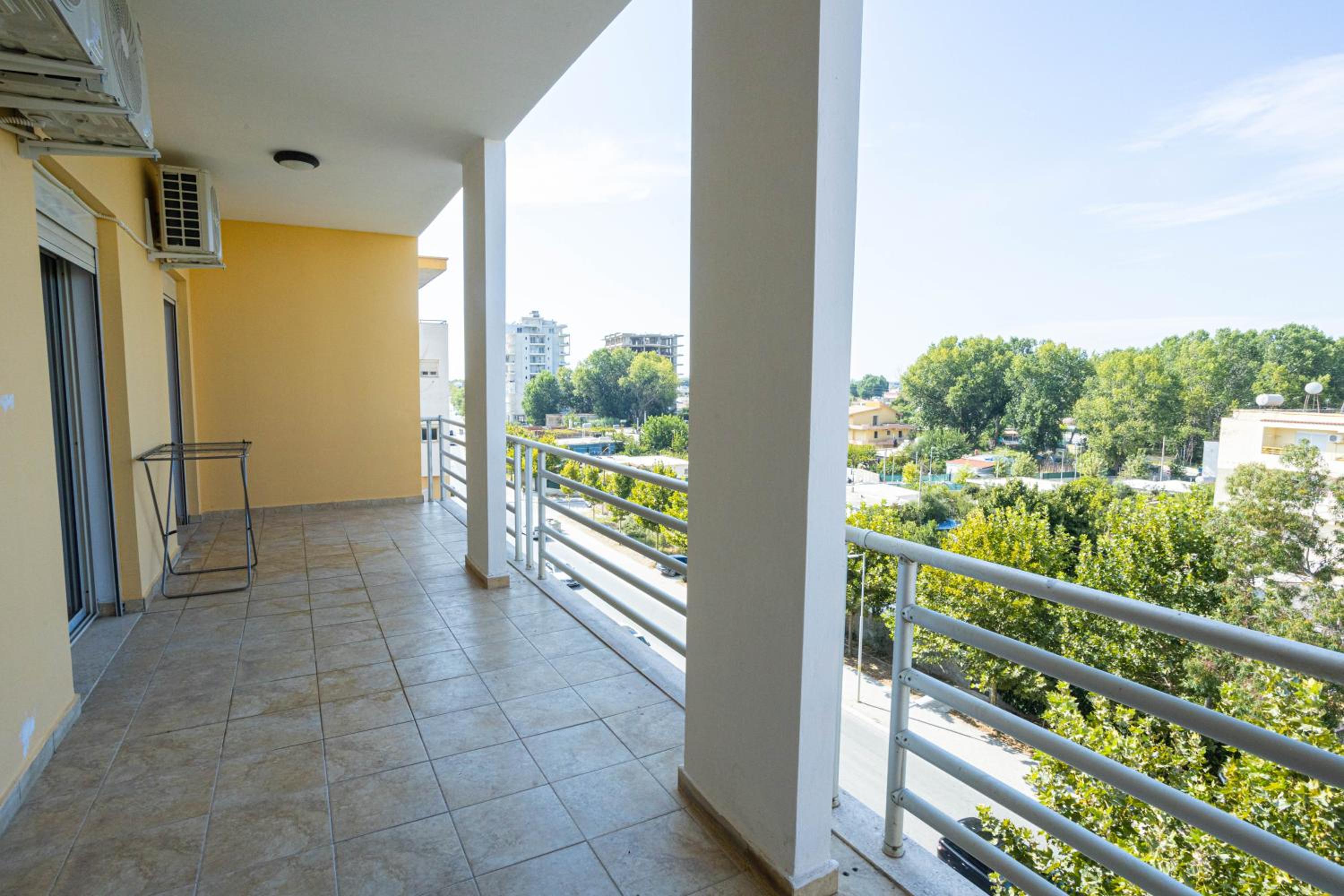 Emigres Apartments Vlore
