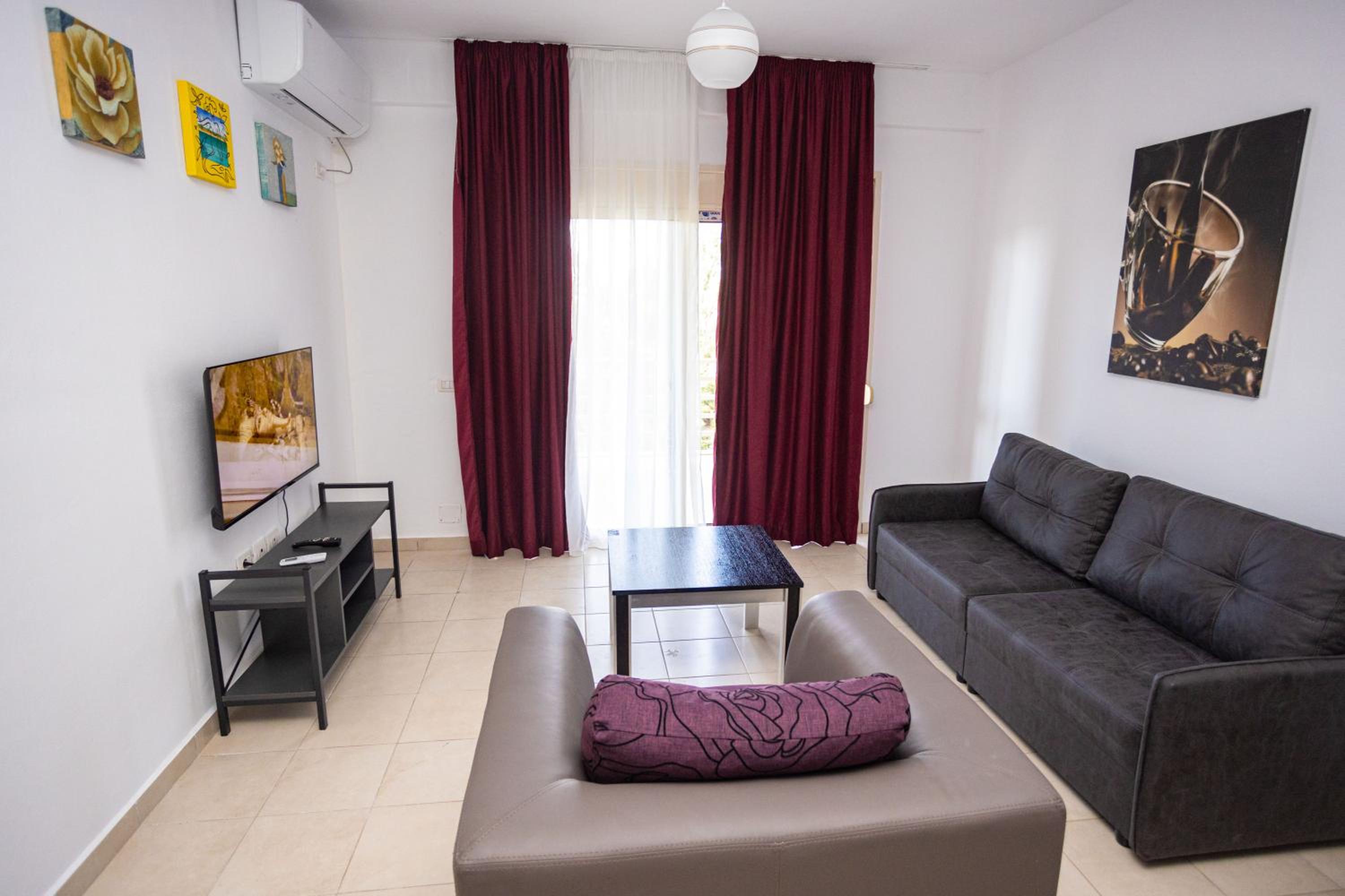 Emigres Apartments Vlore