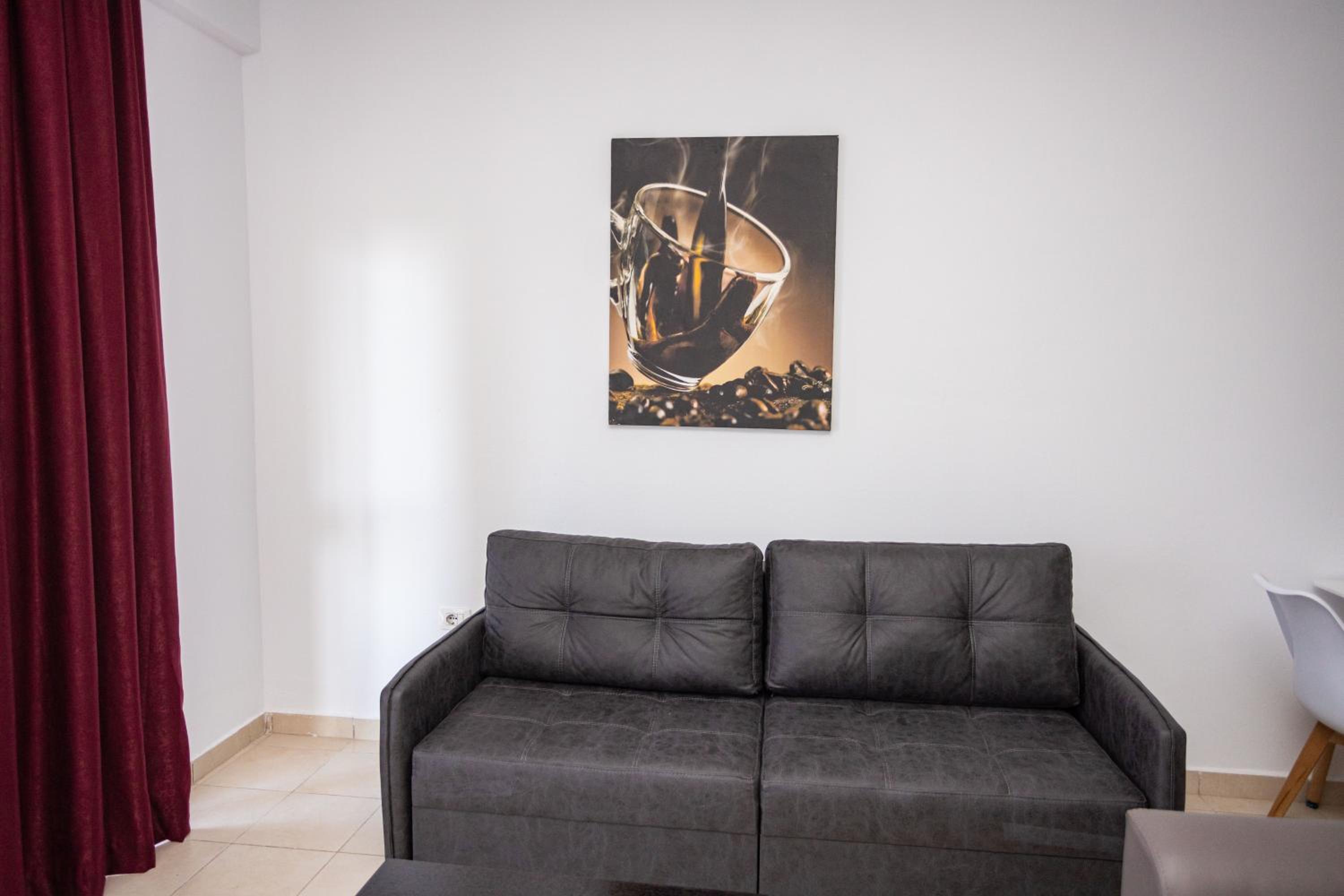 Emigres Apartments Vlore