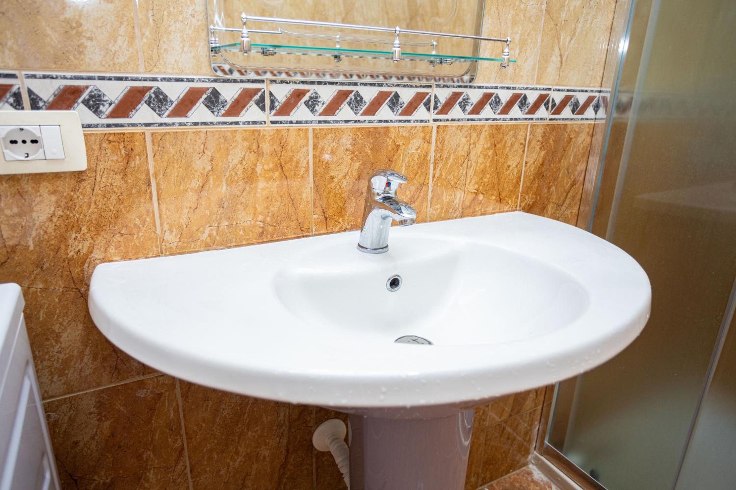 Emigres Apartments Vlore