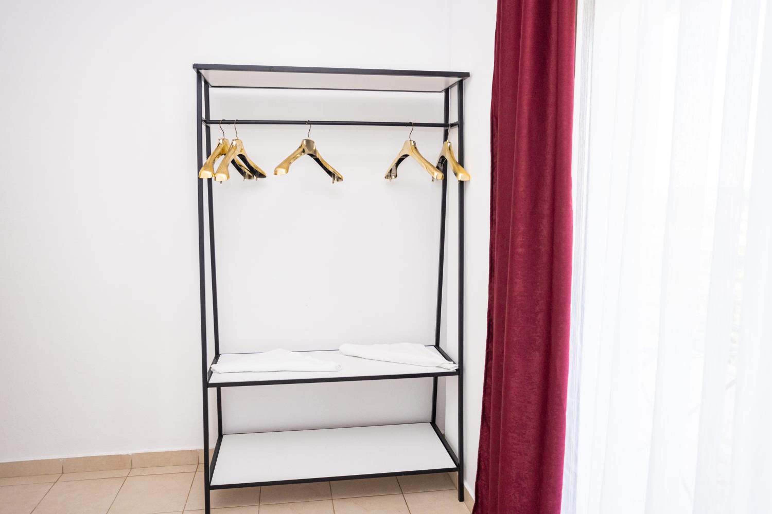 Emigres Apartments Vlore