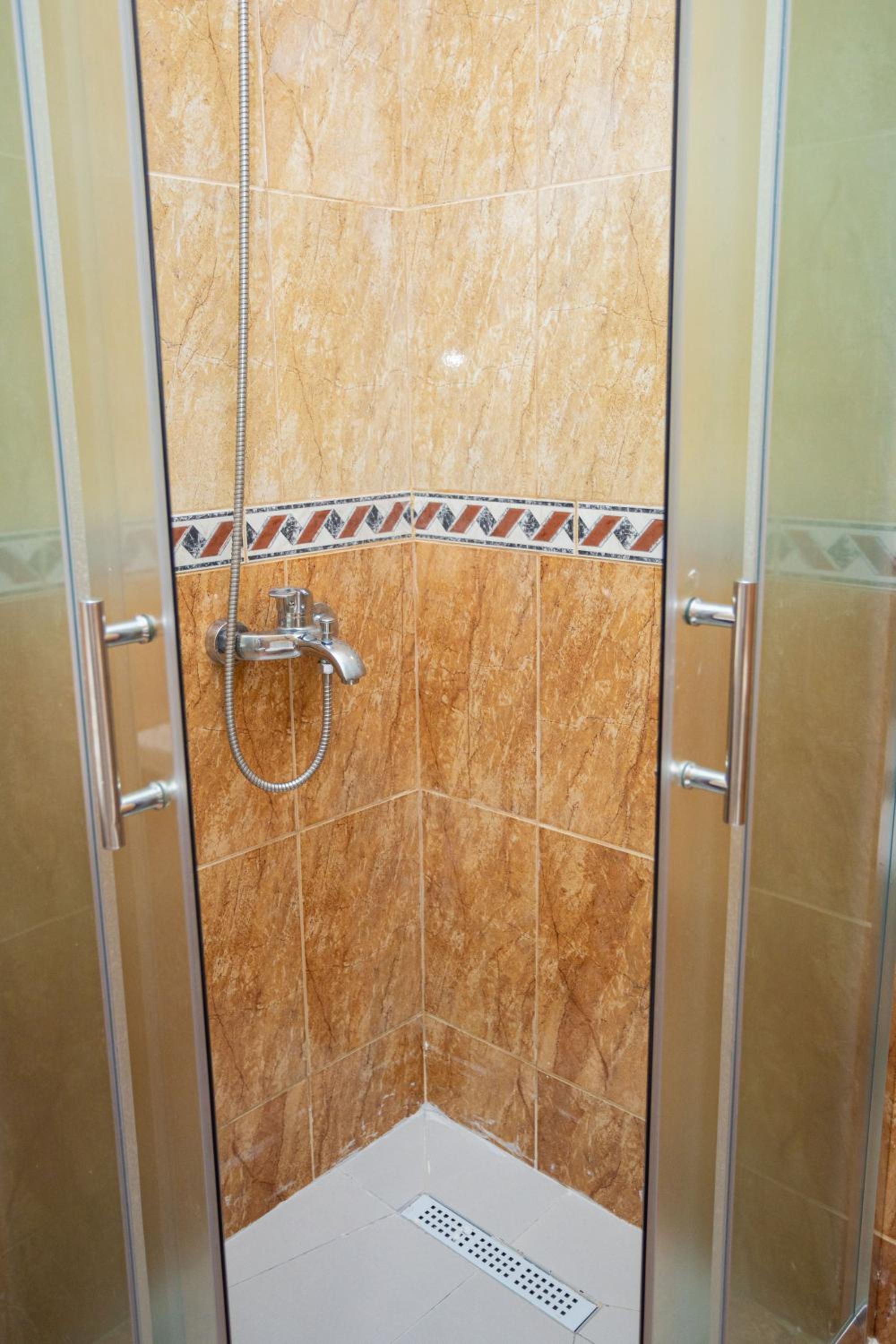 Emigres Apartments Vlore