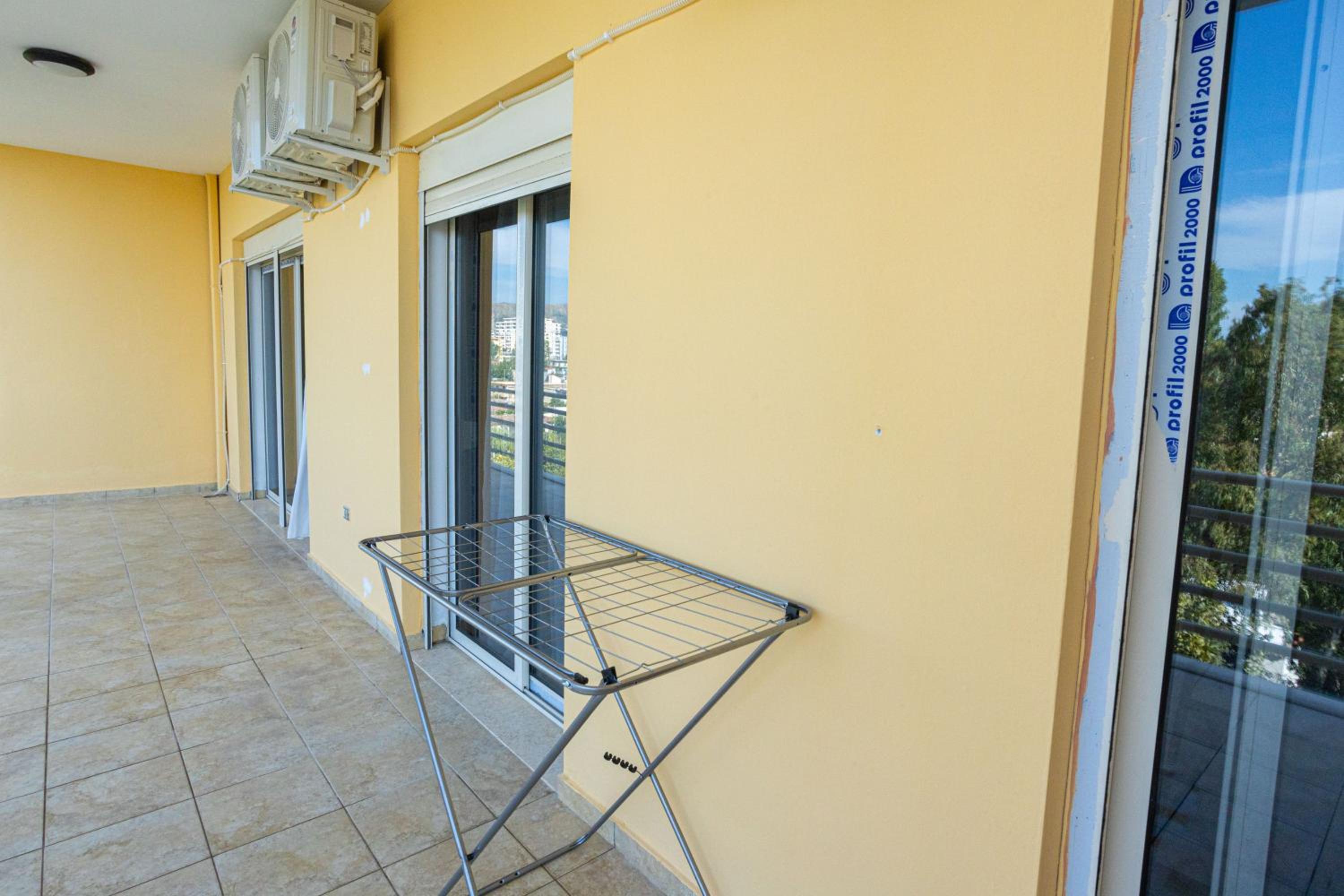 Emigres Apartments Vlore