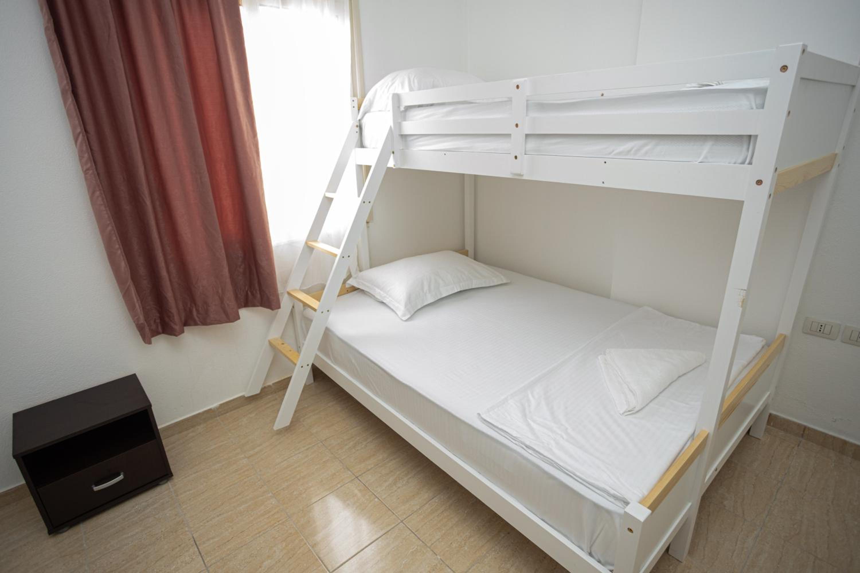 Emigres Apartments Vlore