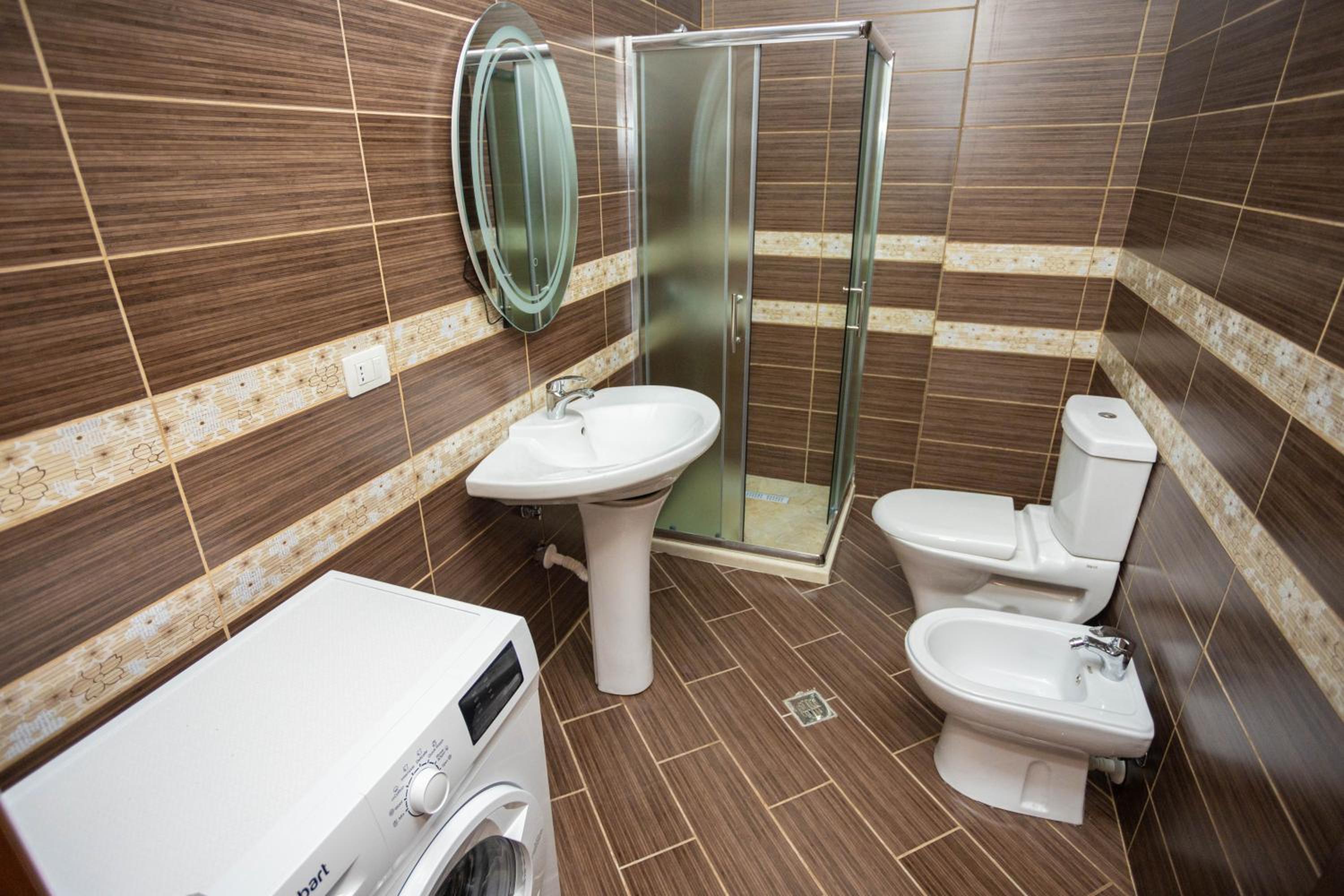 Emigres Apartments Vlore