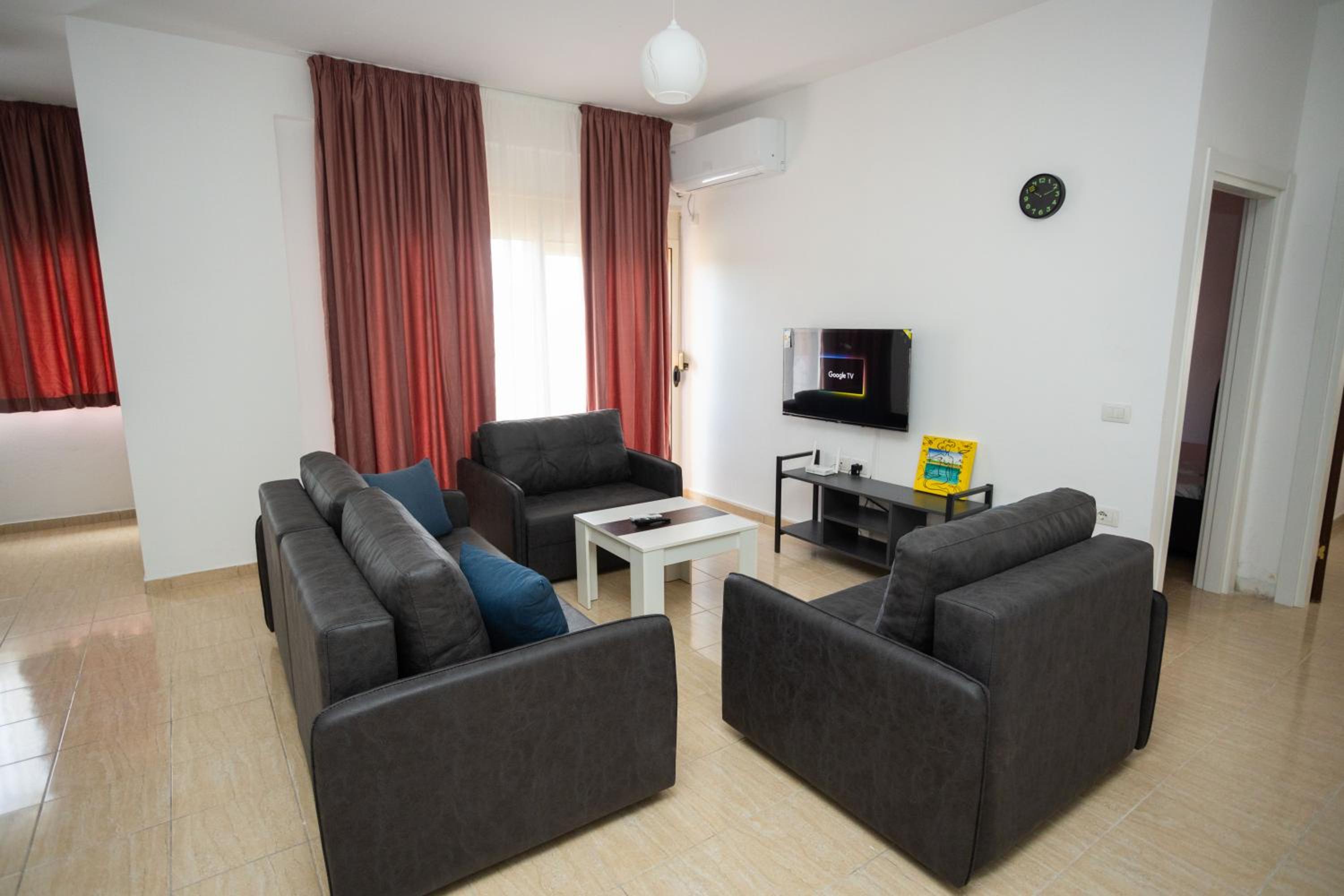 Emigres Apartments Vlore