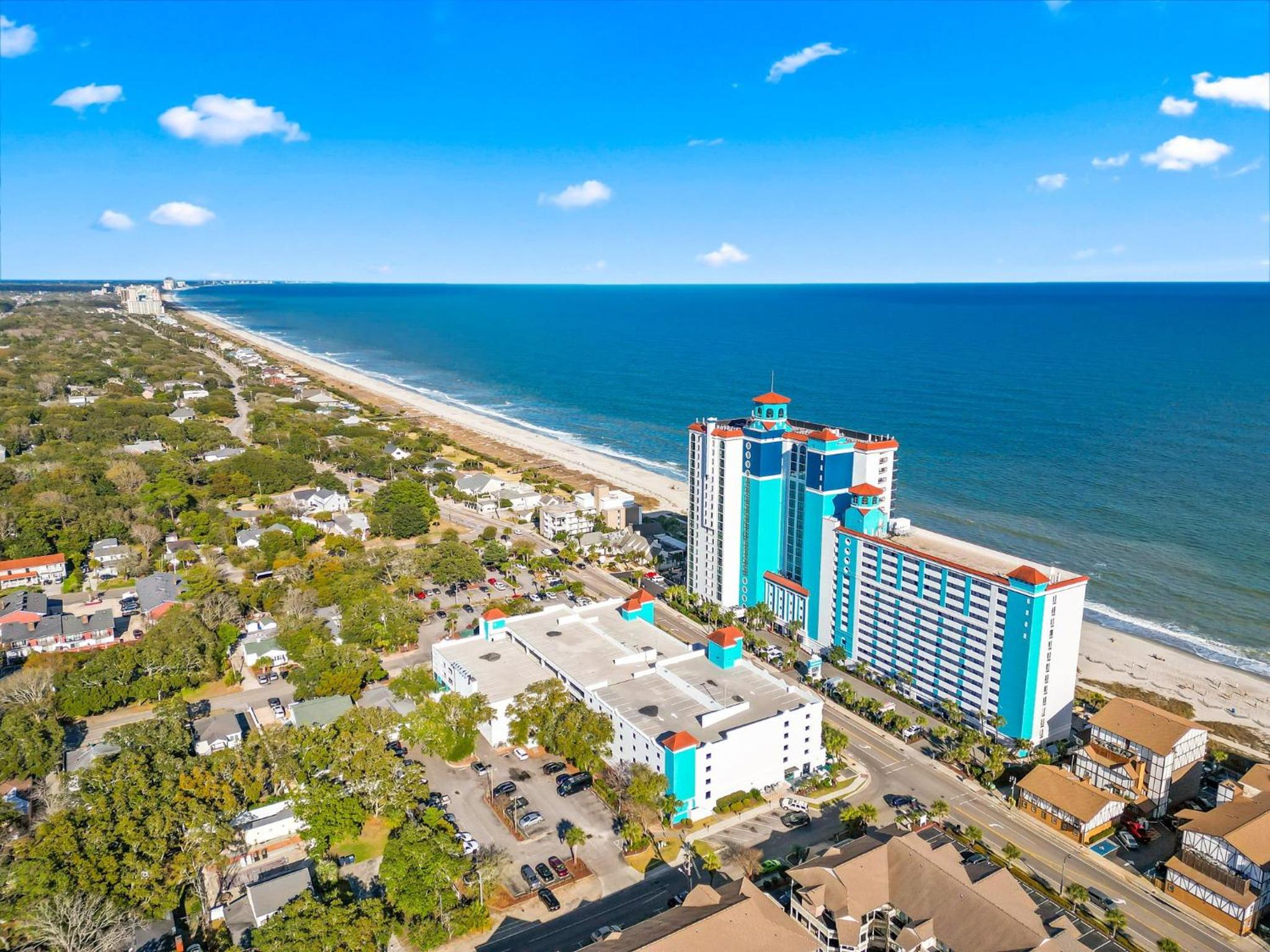 Beautifully Renovated 2 Bedroom Condo- Stunning Views- Caribbean 2002 view 5