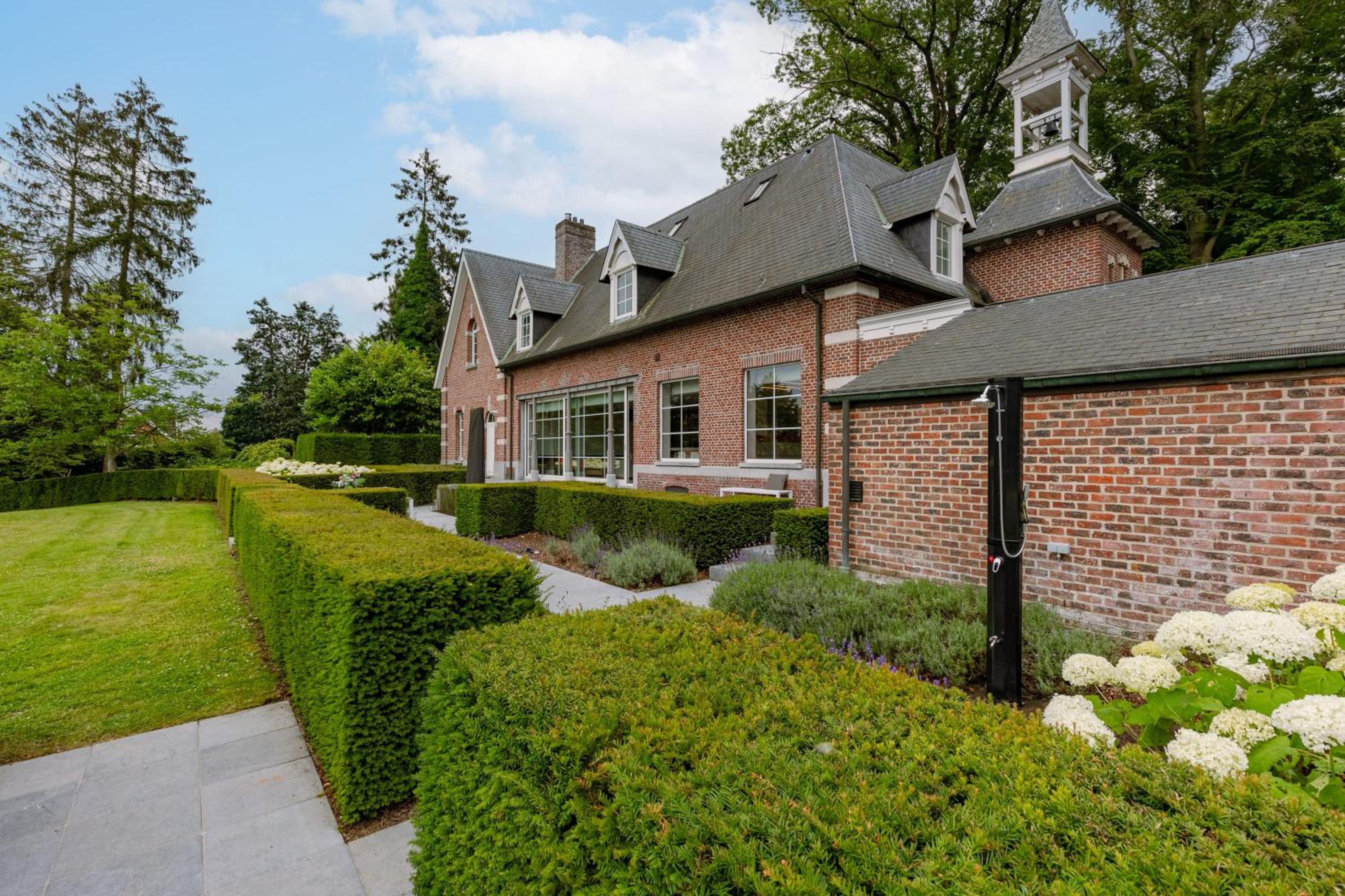 Unique and very exclusive villa 