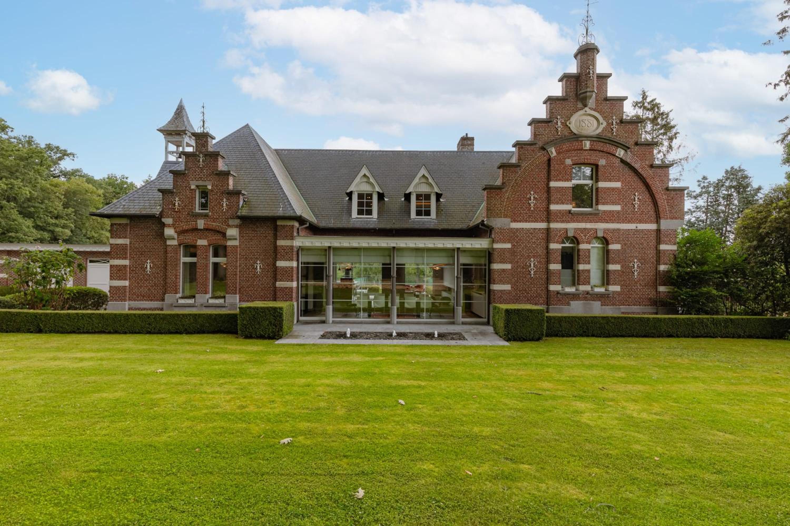 Unique and very exclusive villa 