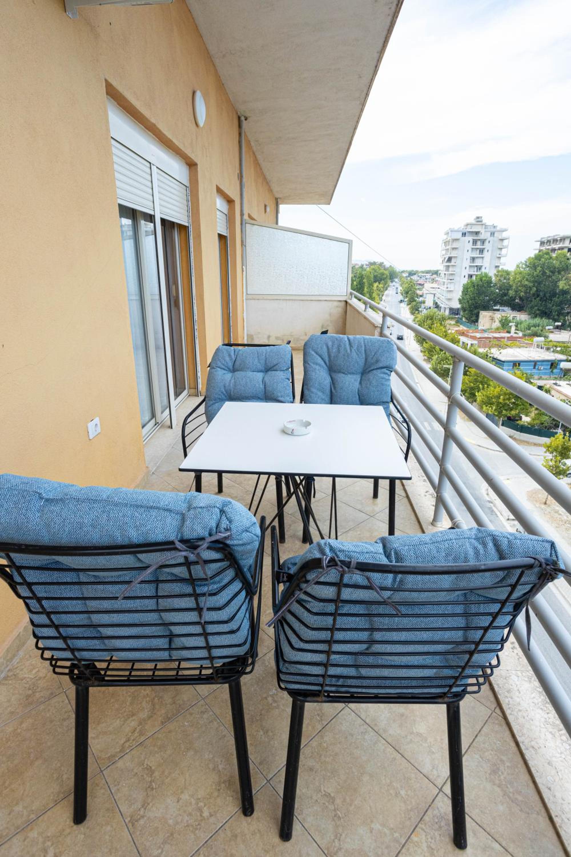 Emigres Apartments Vlore