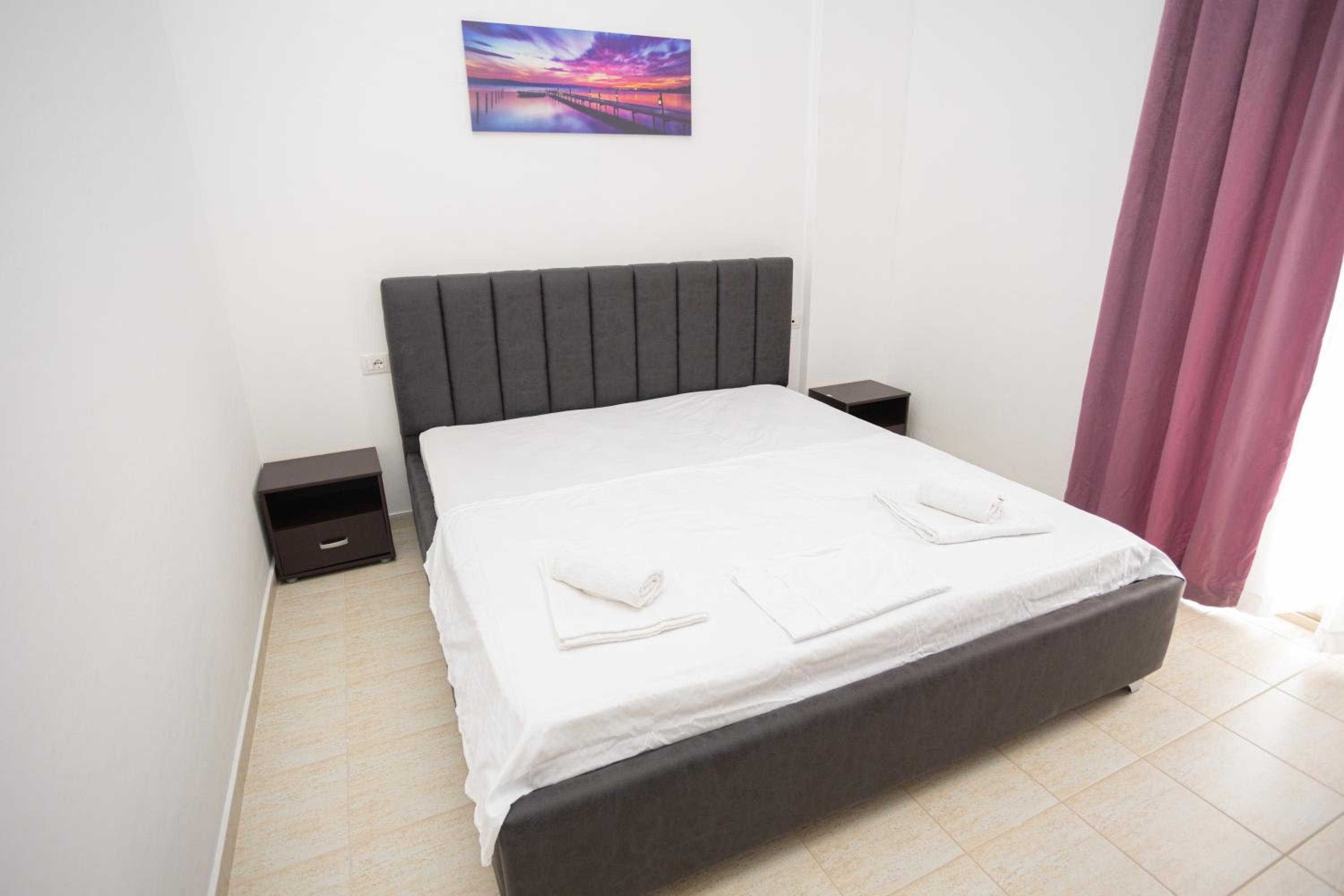Emigres Apartments Vlore