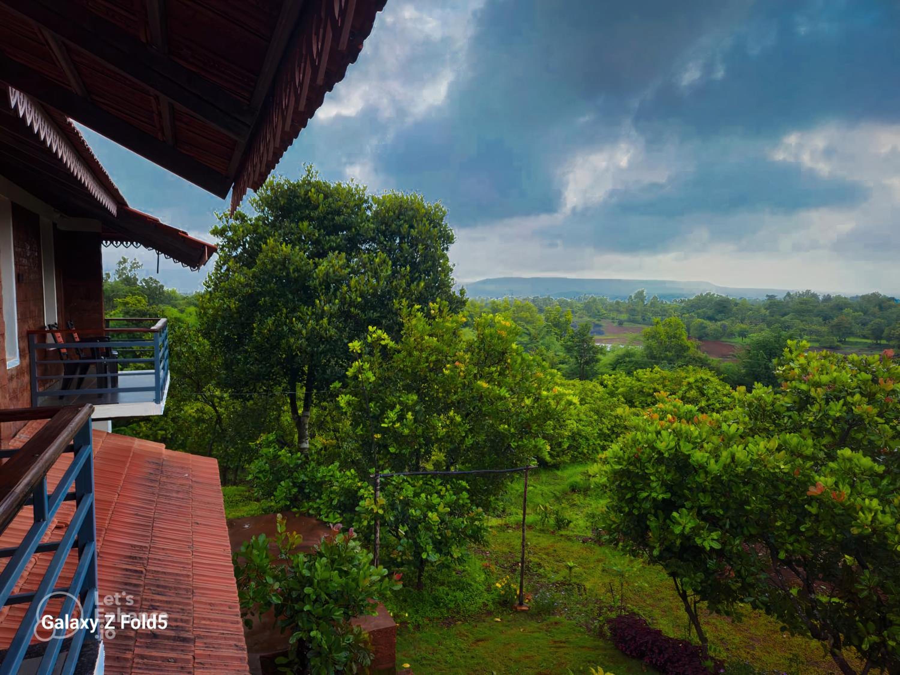 Chalobahills Farmstay Resort