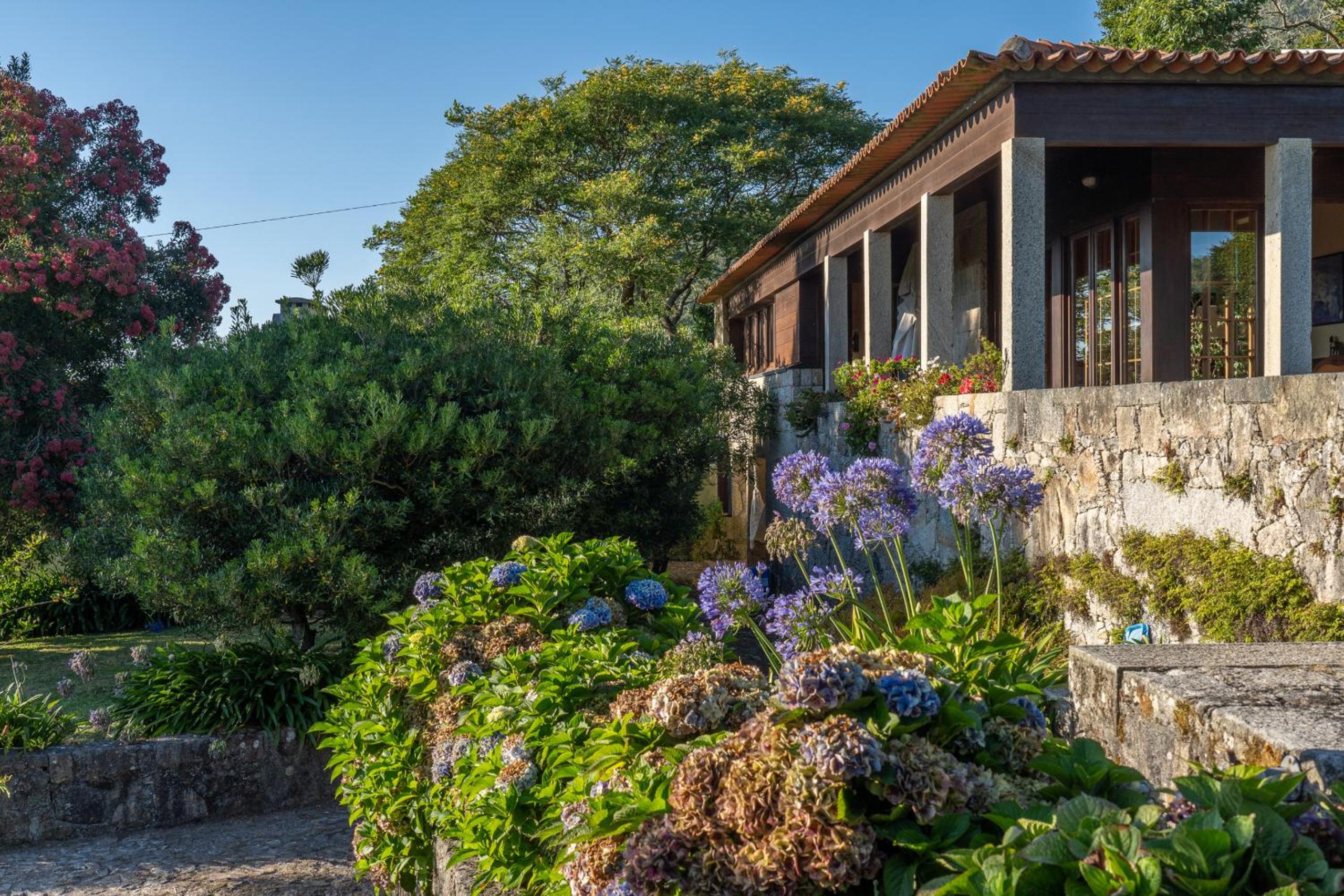 Carreços Beach Farm view 5