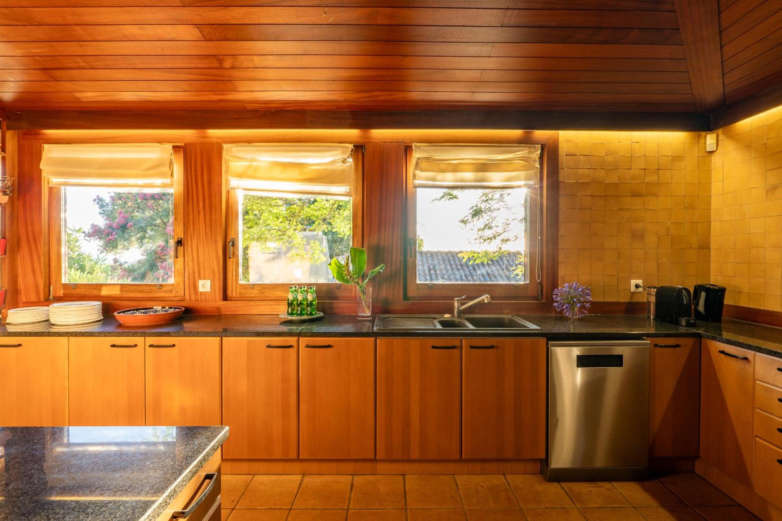 Photo 66