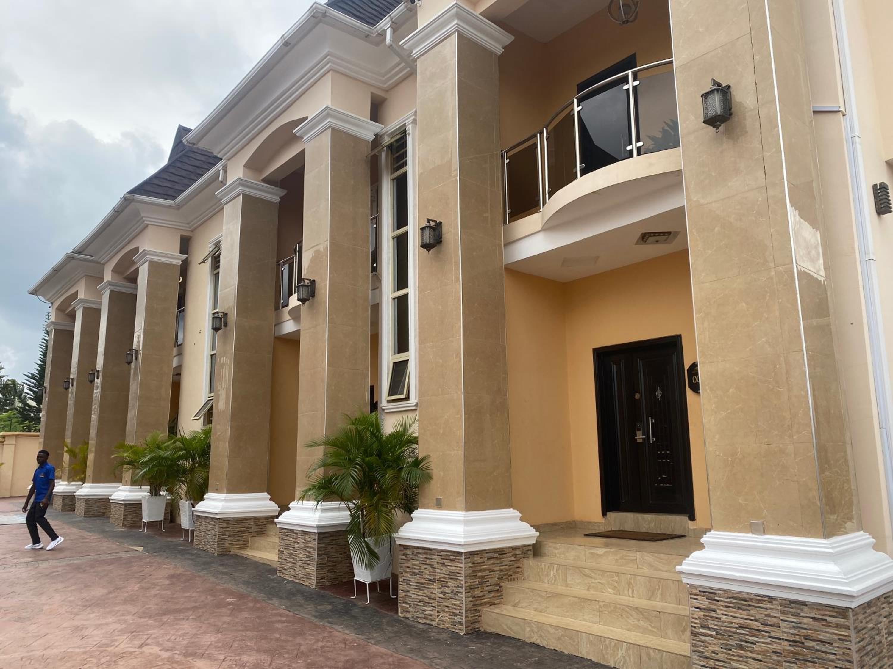 Mikky residence