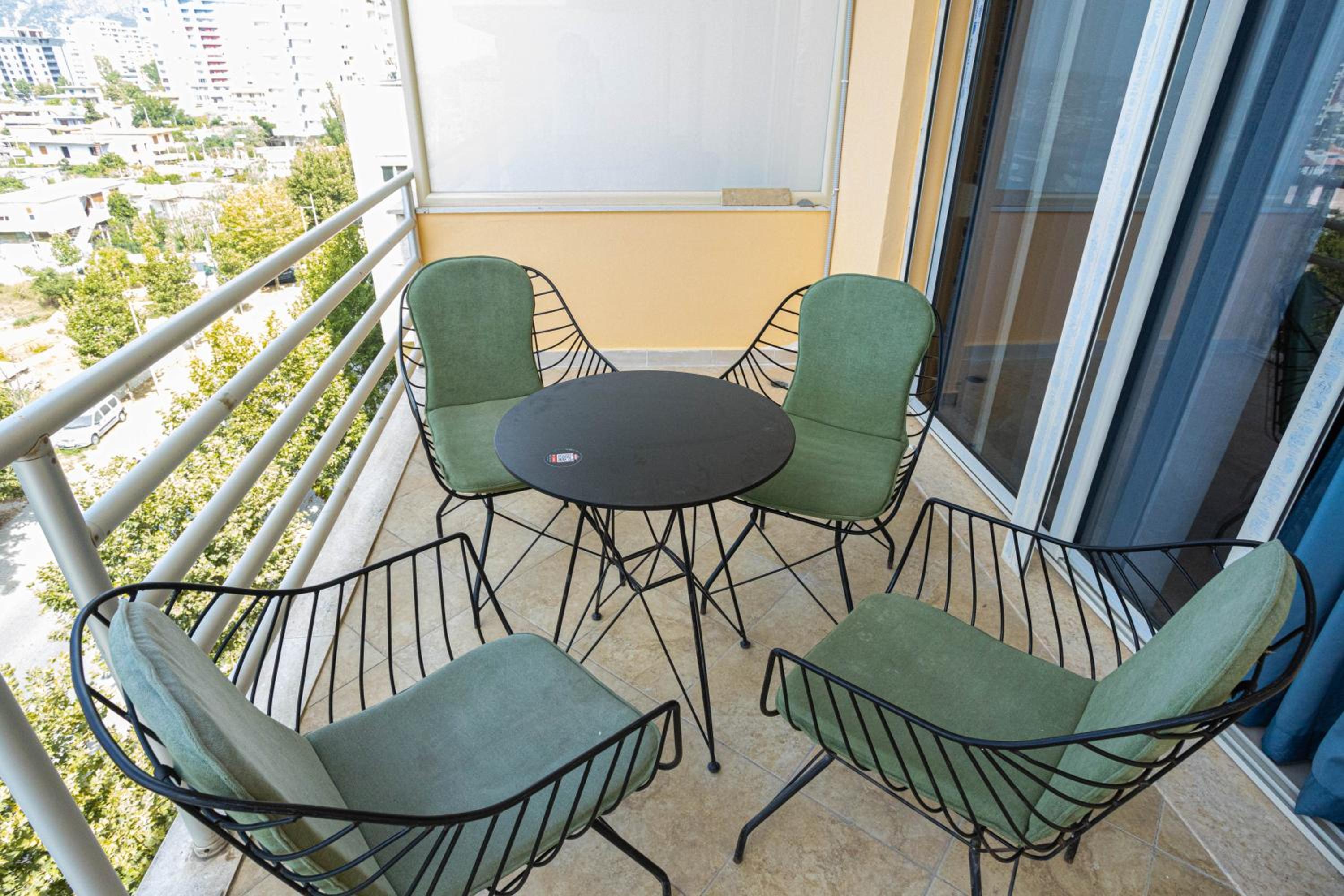 Emigres Apartments Vlore