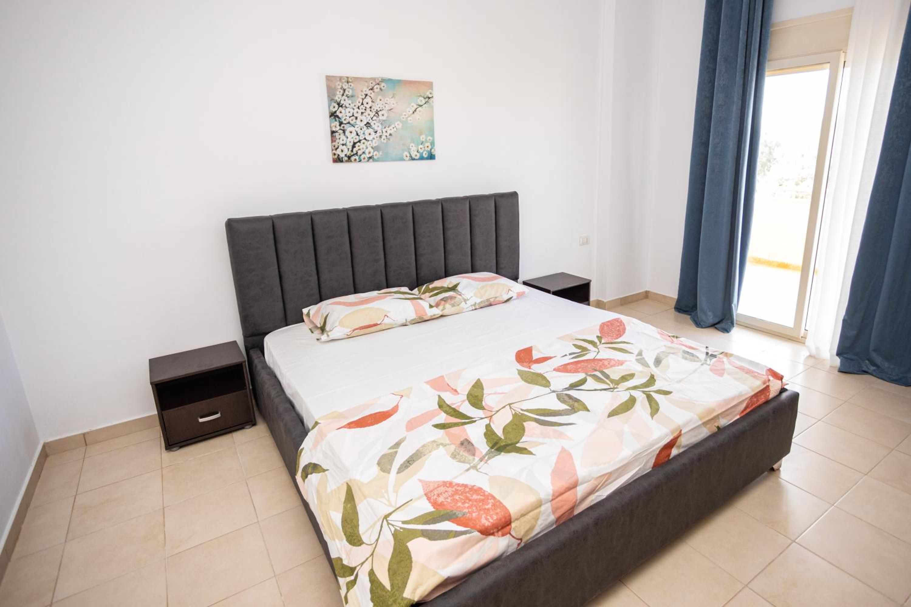 Emigres Apartments Vlore