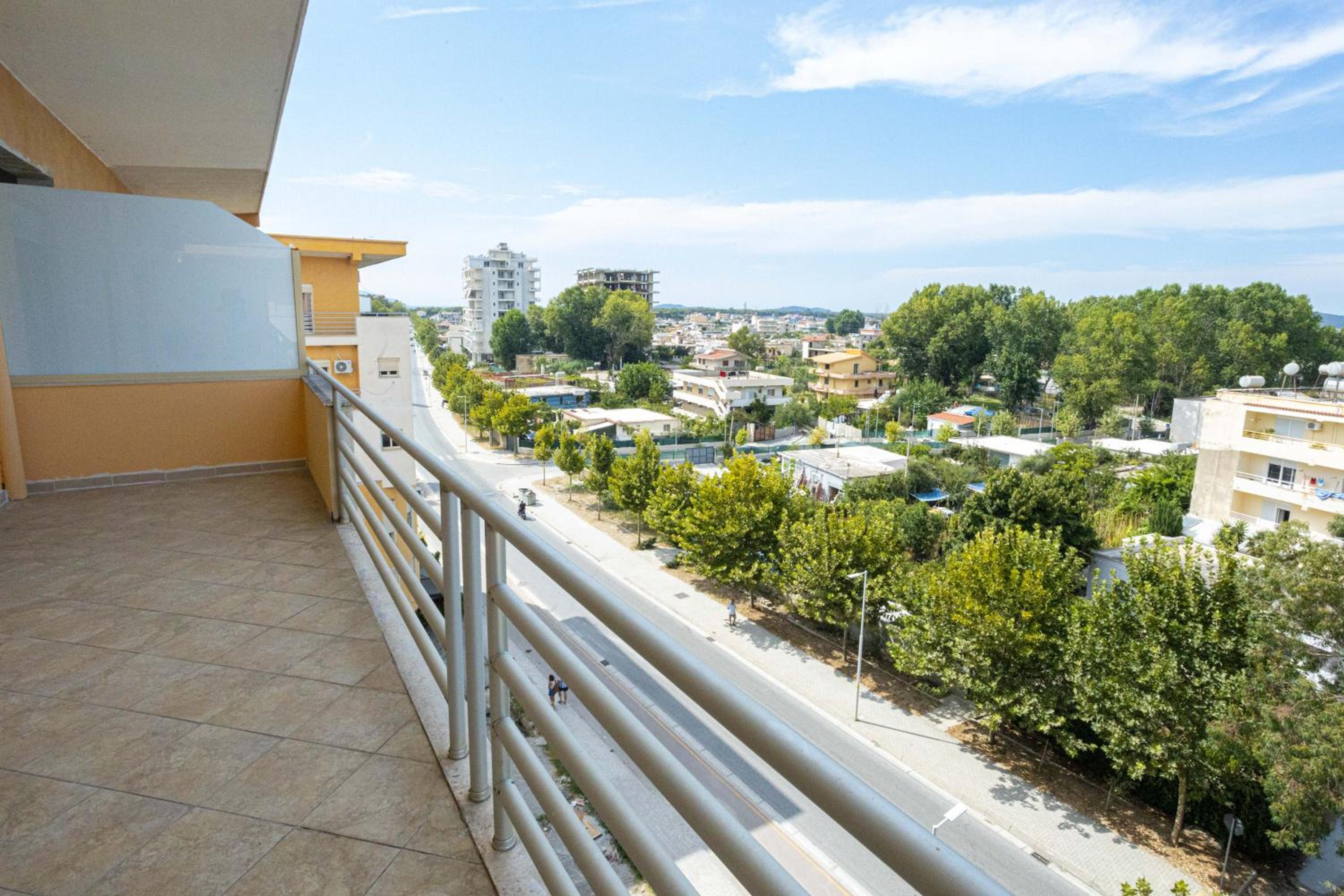 Emigres Apartments Vlore